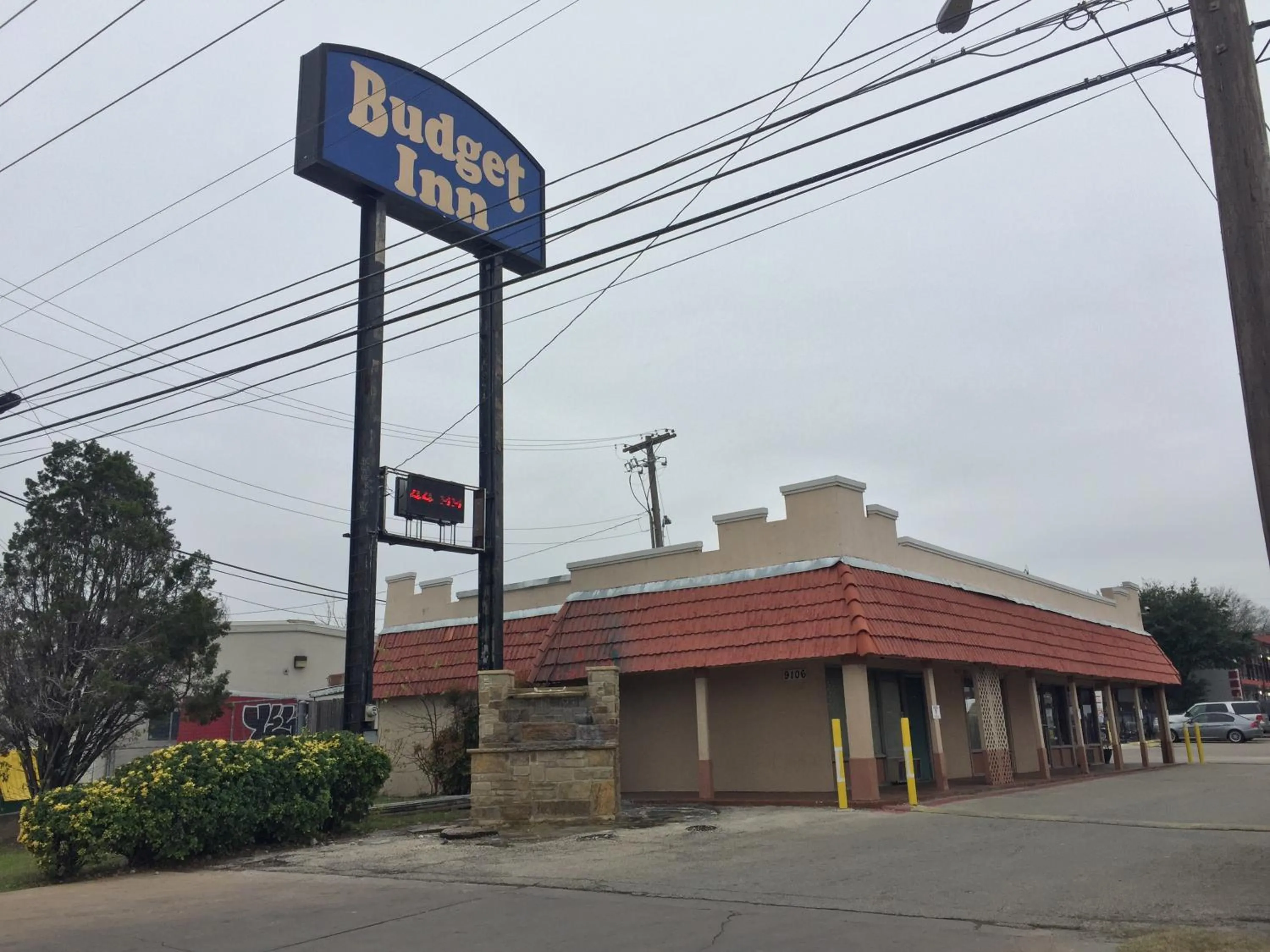 Facade/entrance in Budget Inn Motel