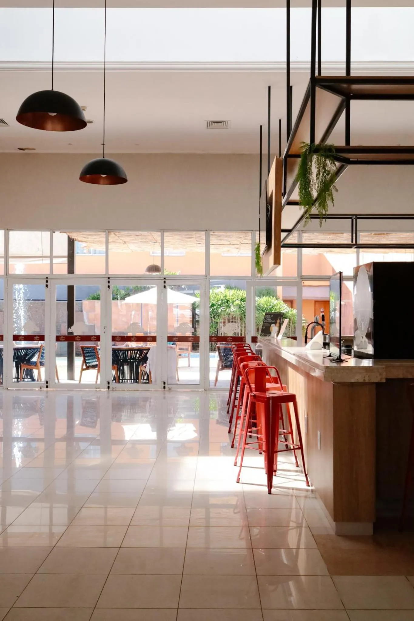 Restaurant/places to eat in Carlton Plaza Baobá