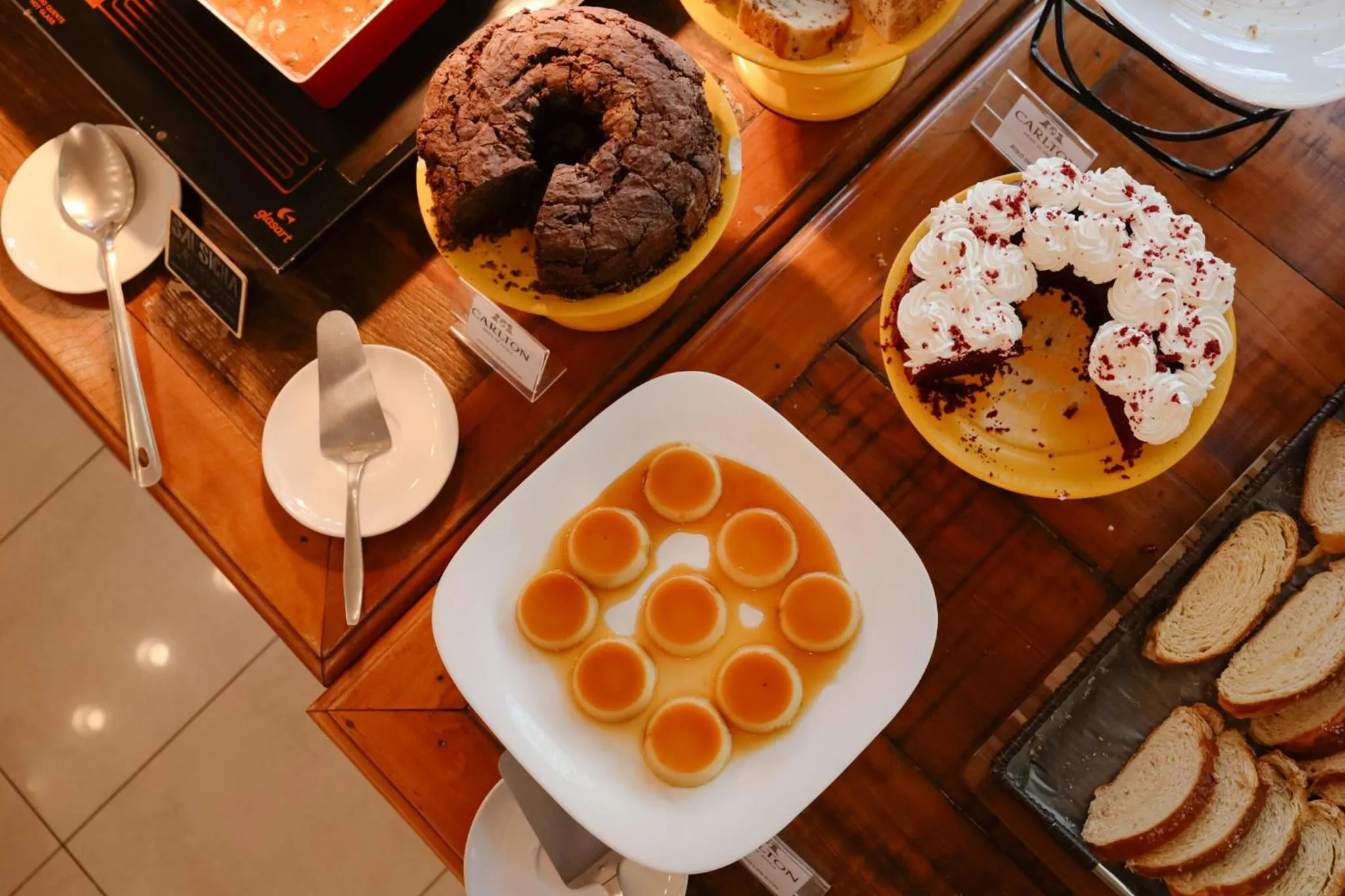 Food in Carlton Plaza Baobá