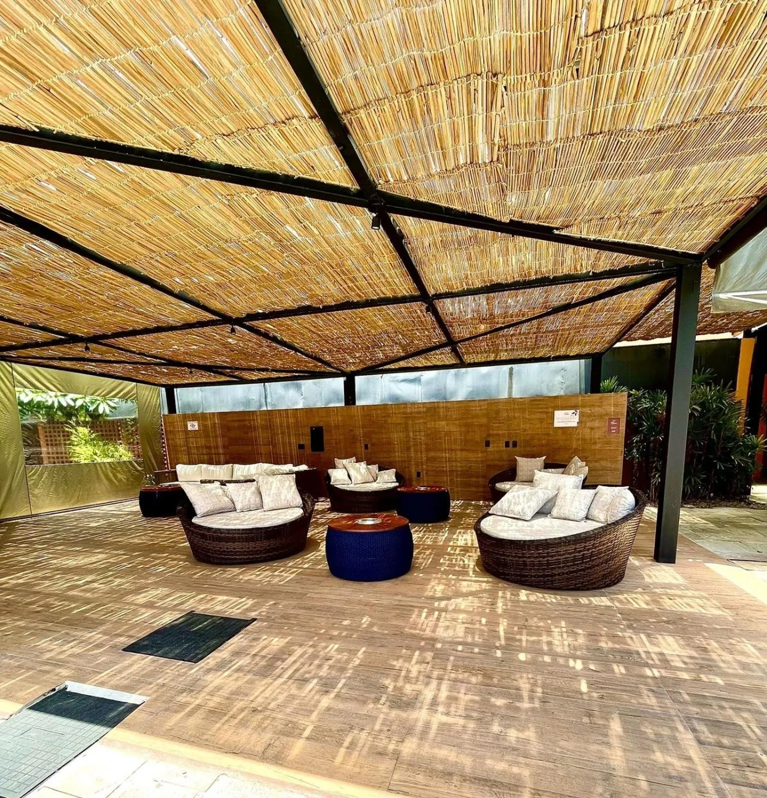 Lounge or bar in Carlton Plaza Baobá