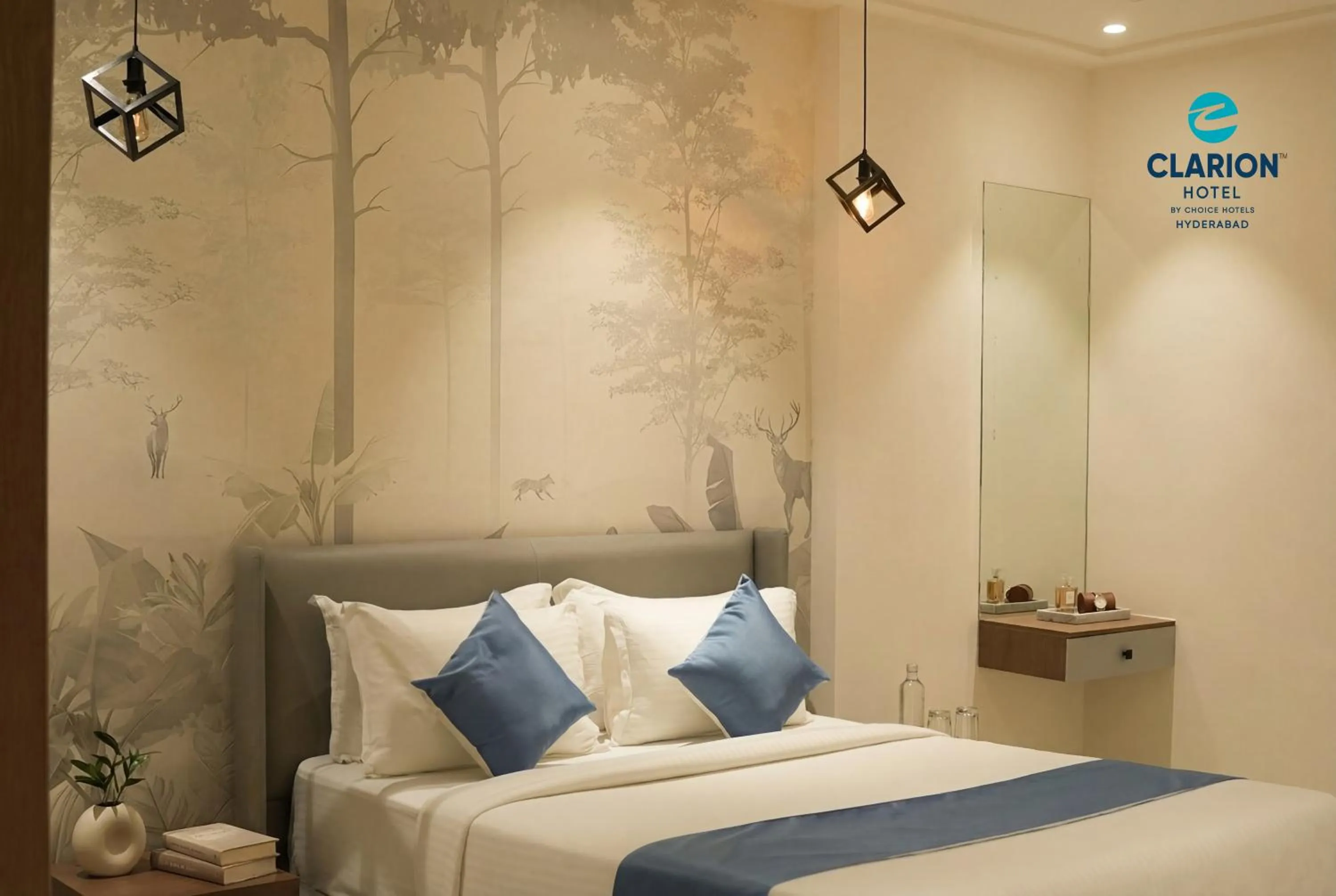 Bedroom, Bed in Clarion Hotel Hyderabad