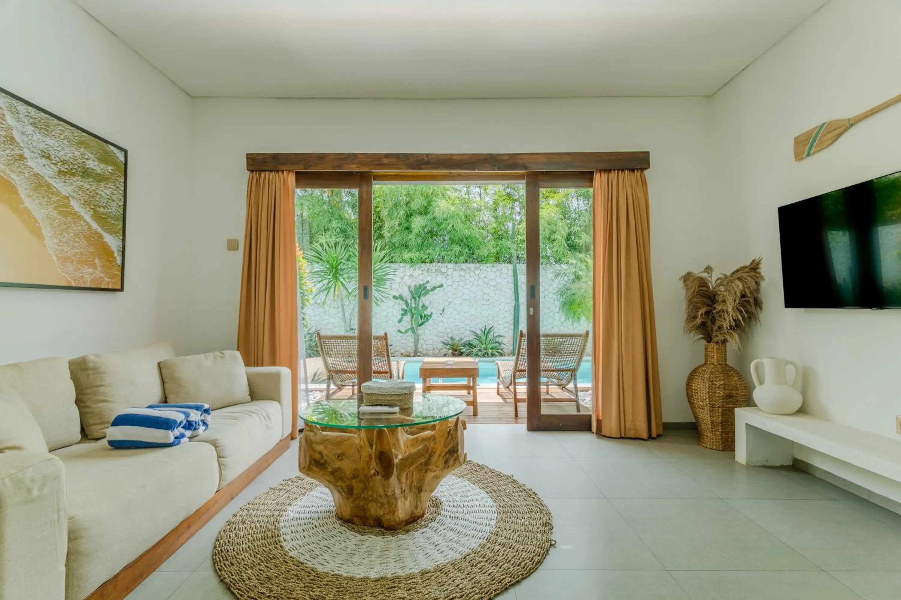 Communal lounge/ TV room in Baliterraneo Boutique Resort