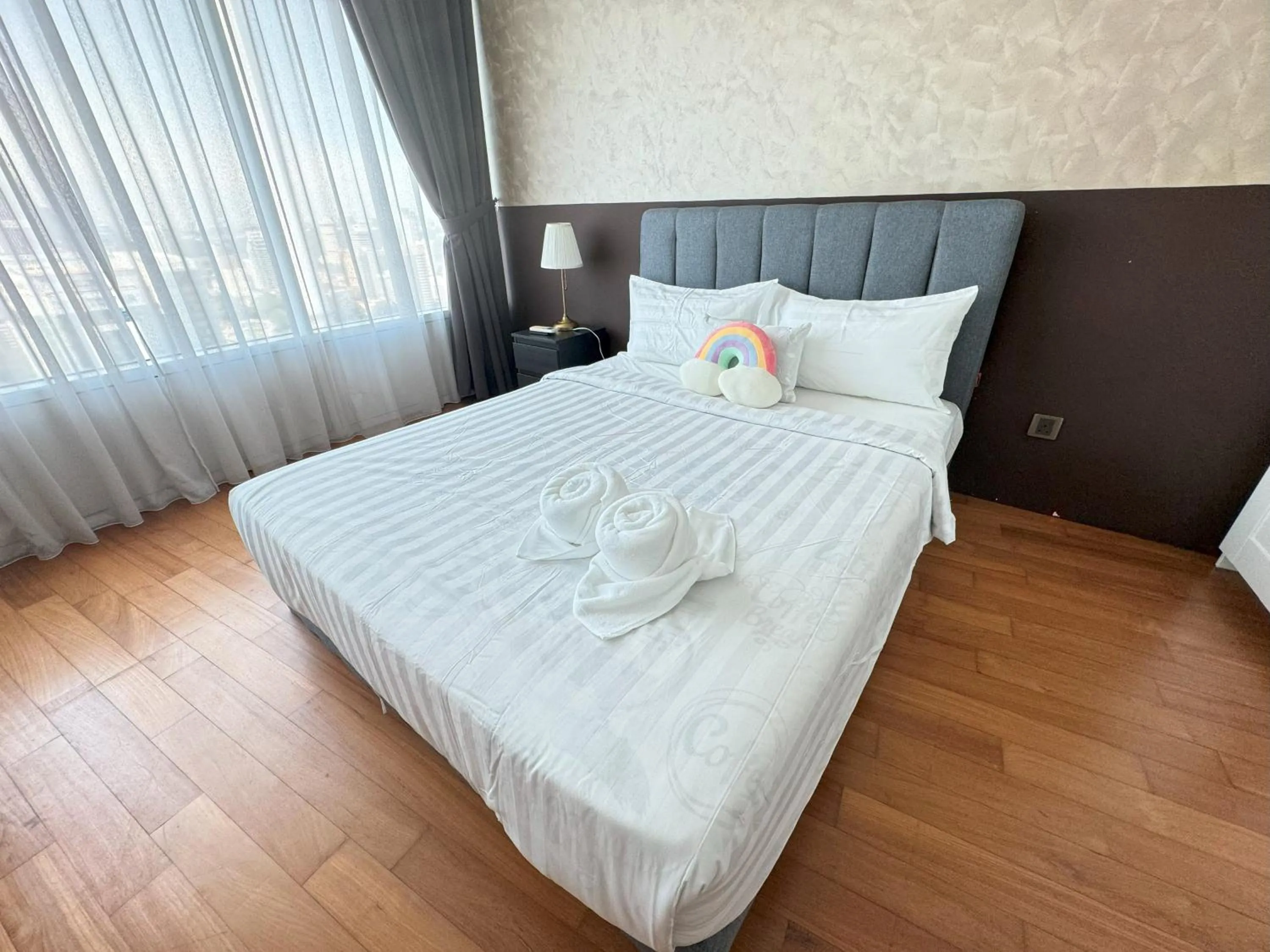 Photo of the whole room, Bed in Vortex Suites in Kuala Lumpur