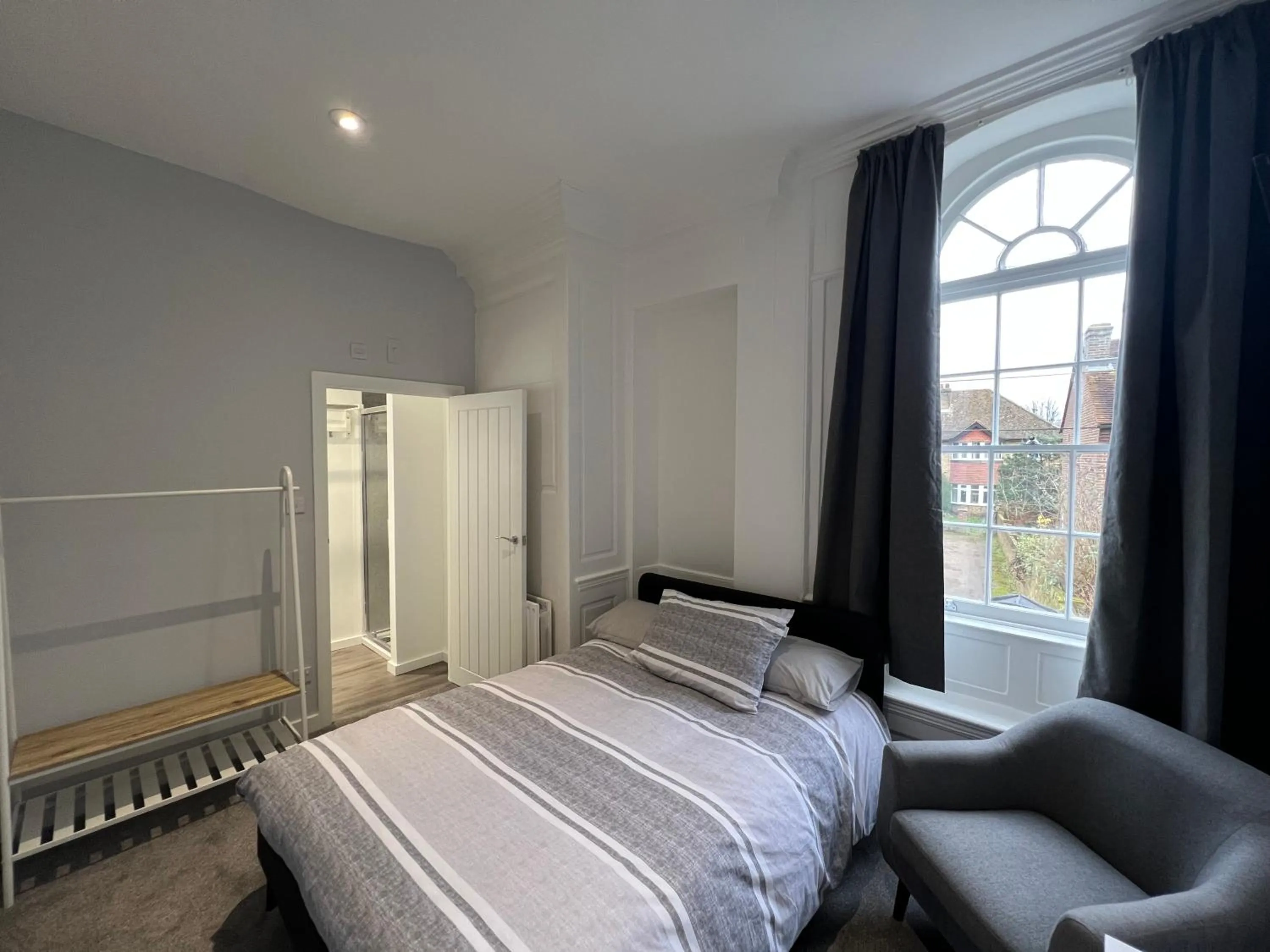 Bed in Harmondsworth Hall