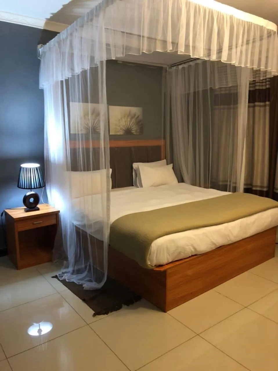 Bed in Top Lodge in Blantyre