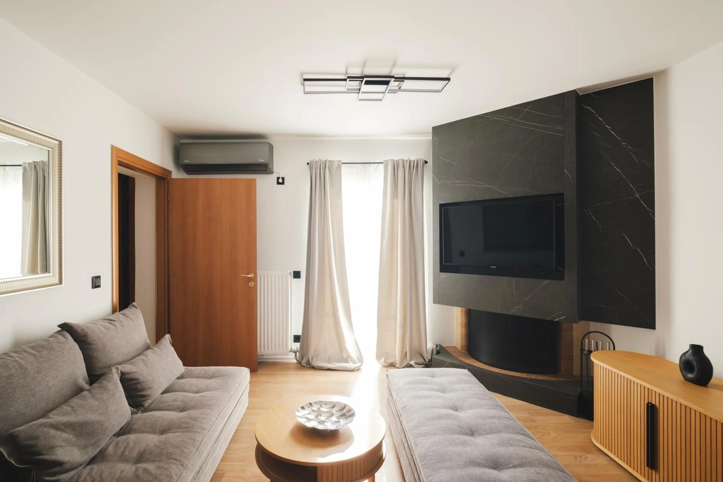 TV and multimedia in Tyto Alba Habitat