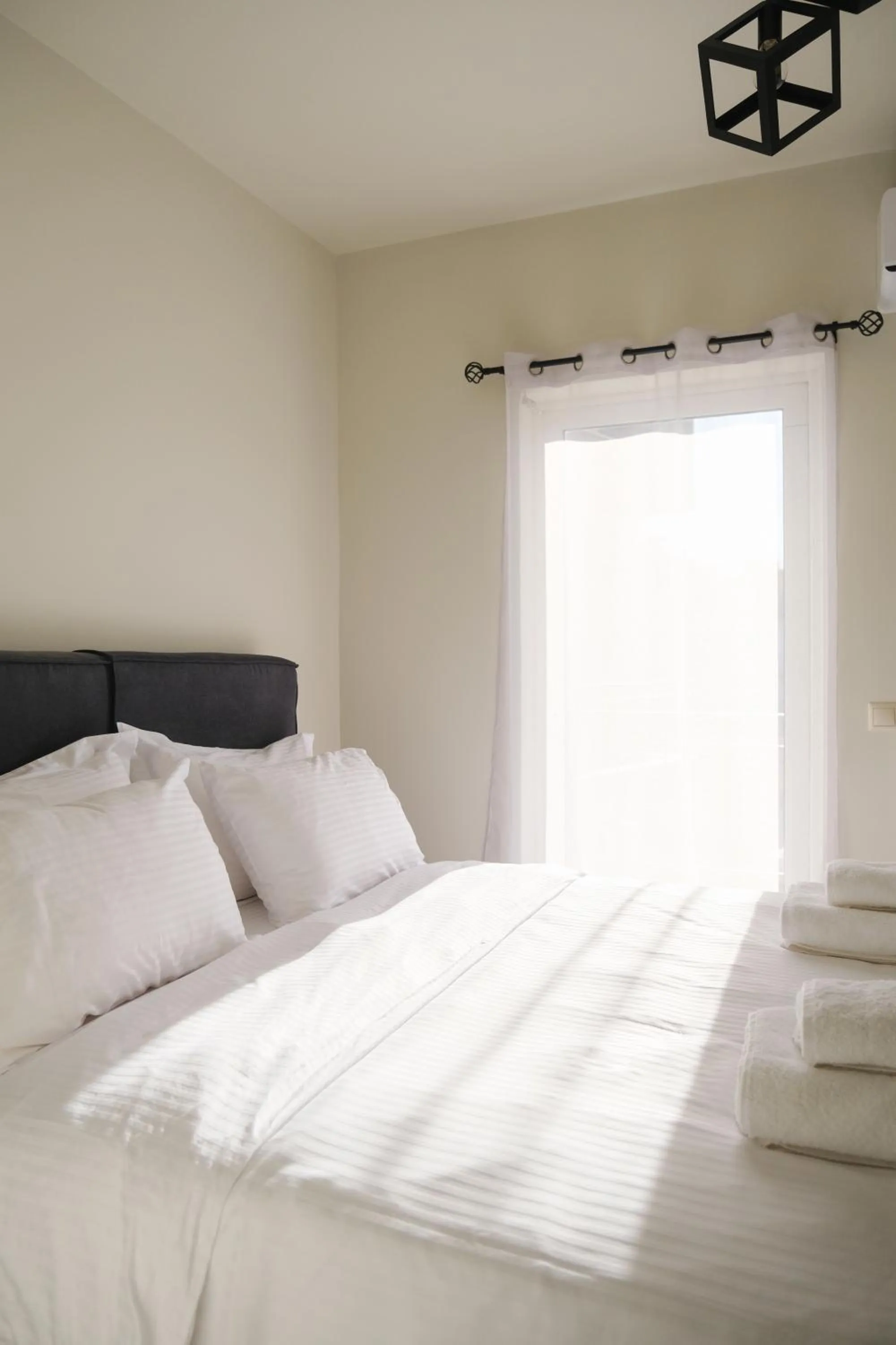 Bed in Tyto Alba Habitat