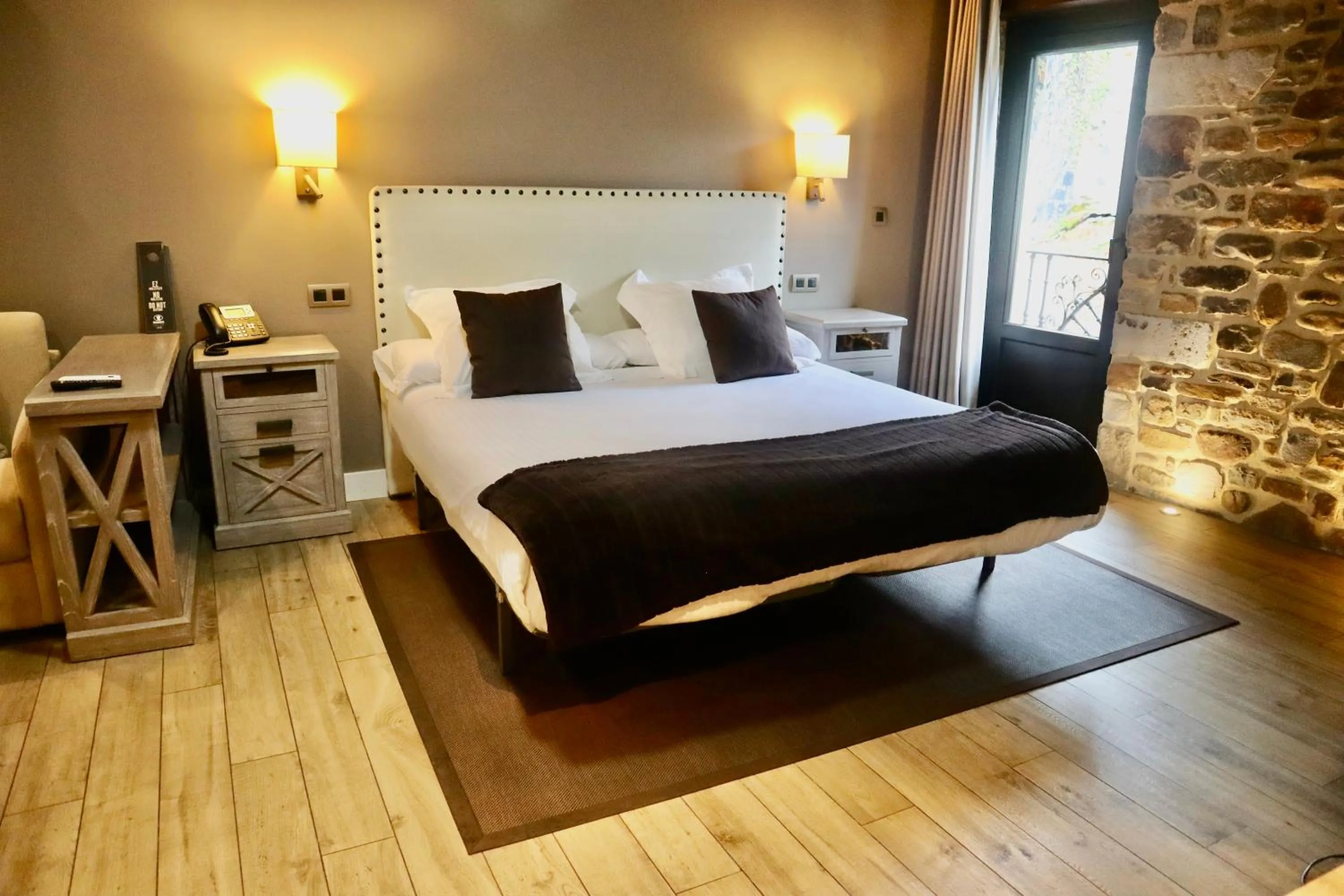 Bed in Osabarena Hotela