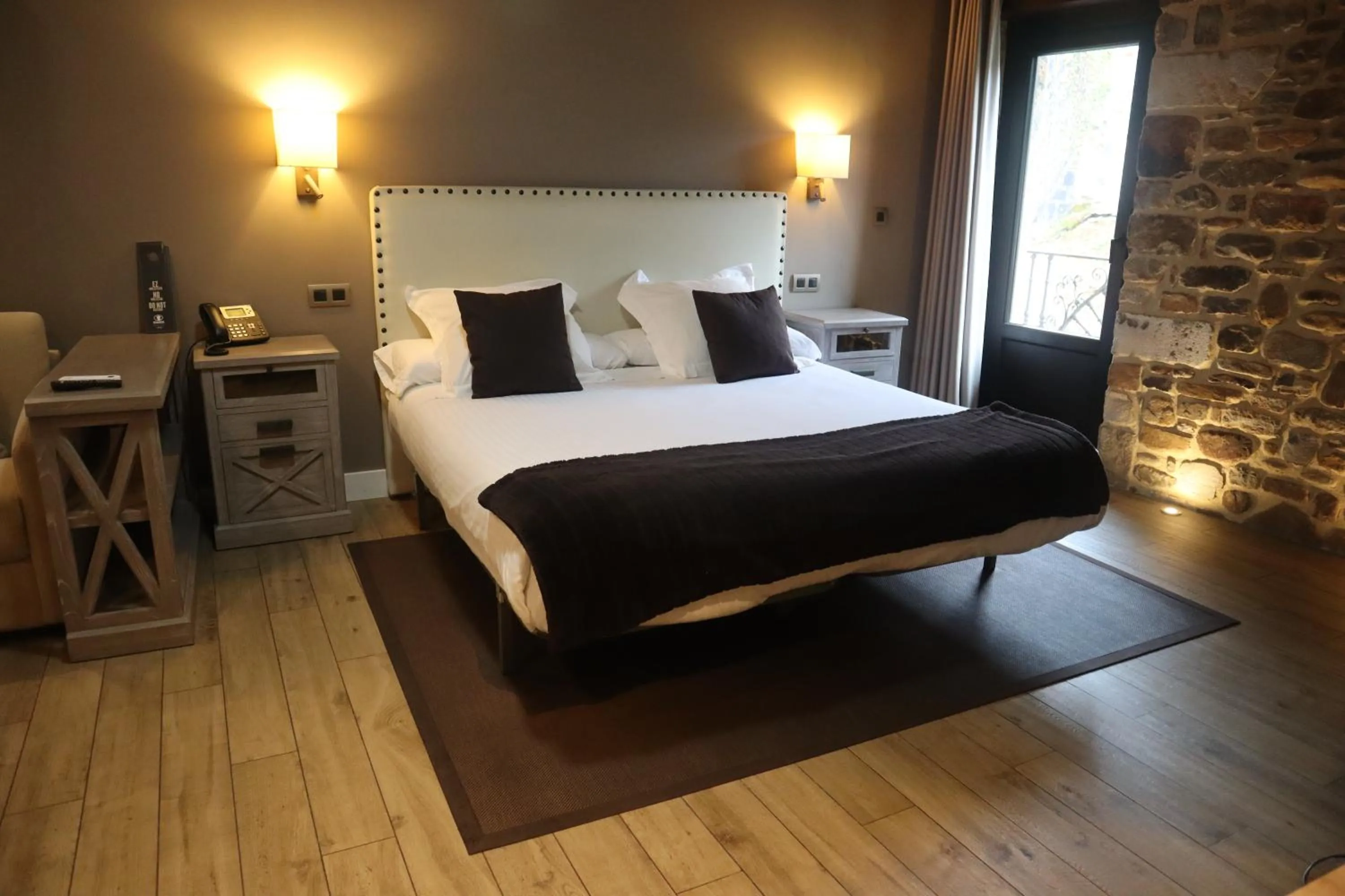 Bed in Osabarena Hotela