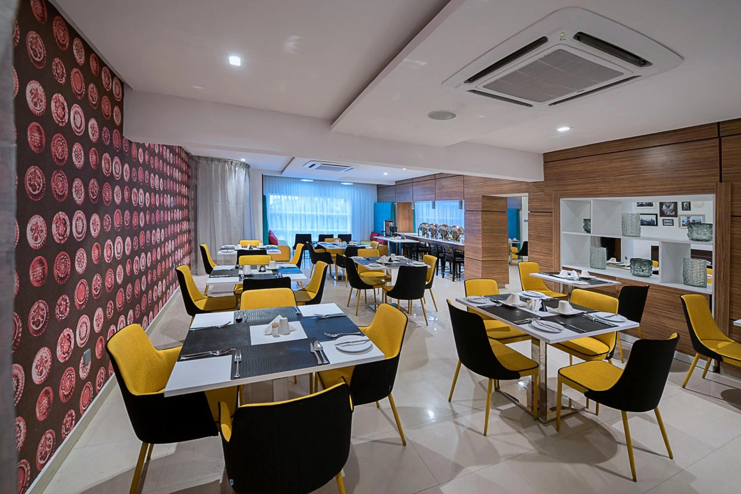 Restaurant/places to eat in Maison Fahrenheit