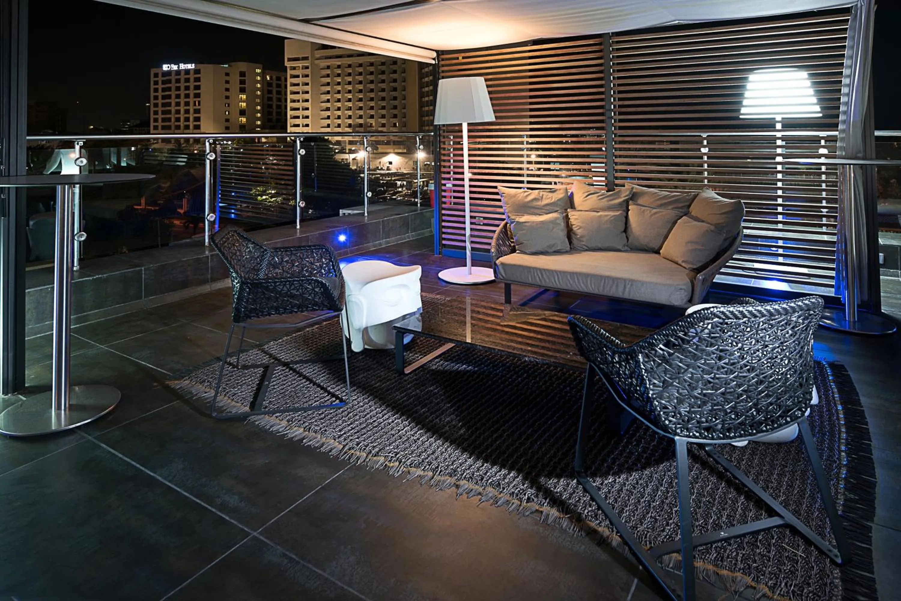 Communal lounge/ TV room in Maison Fahrenheit