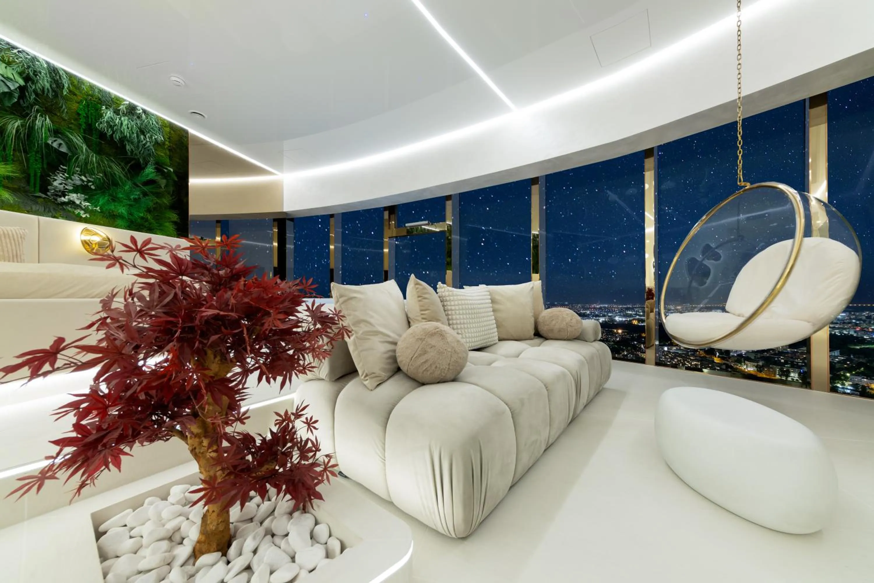 Bed in Apartamenty Sky Tower z Jakuzzi Przy Oknie by BQQK