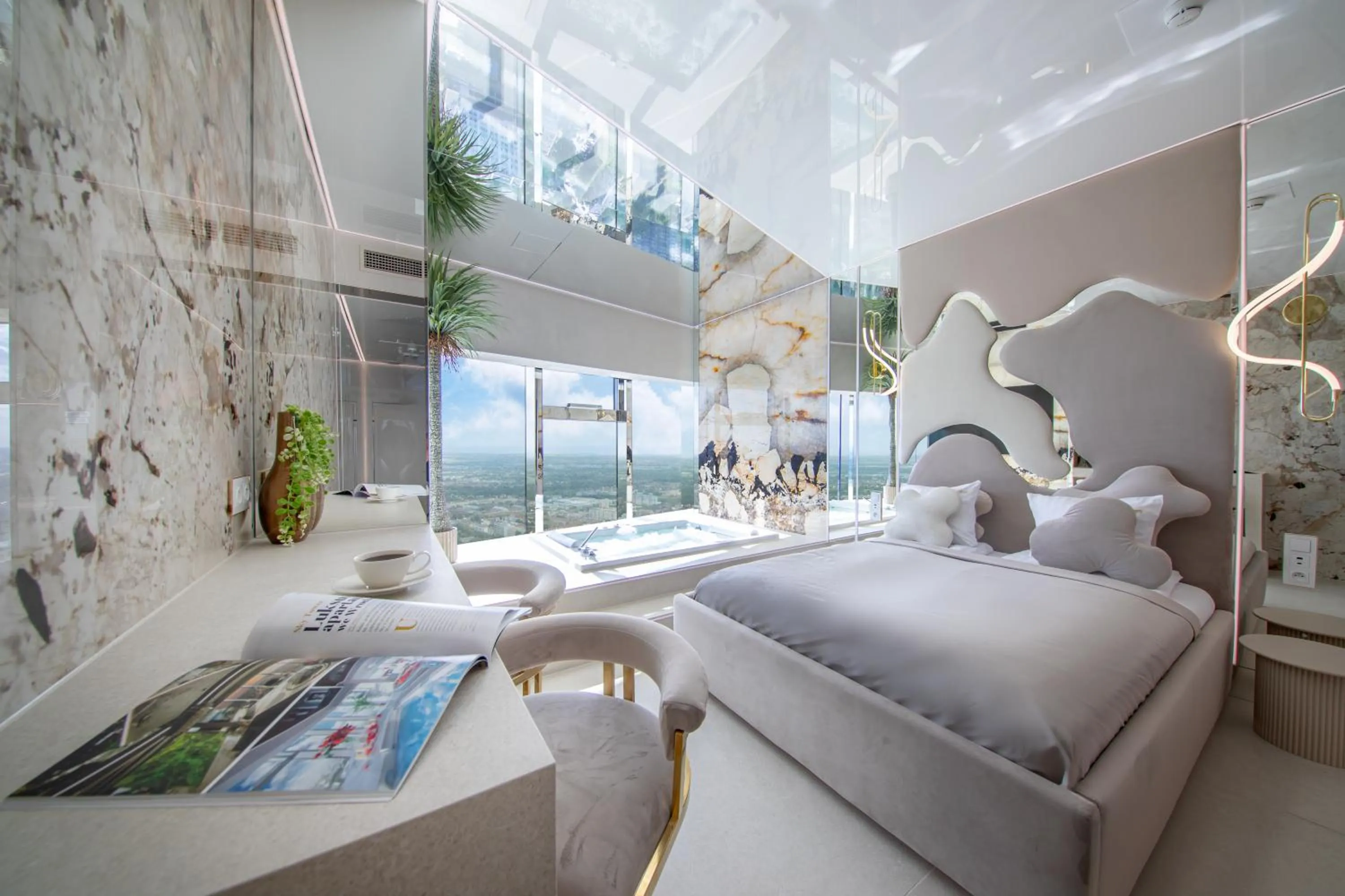 Bed in Apartamenty Sky Tower z Jakuzzi Przy Oknie by BQQK