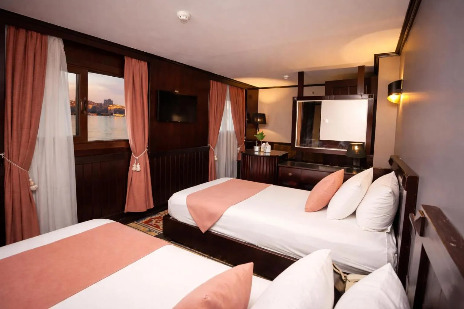 Bed in YOU Nile View Hotel