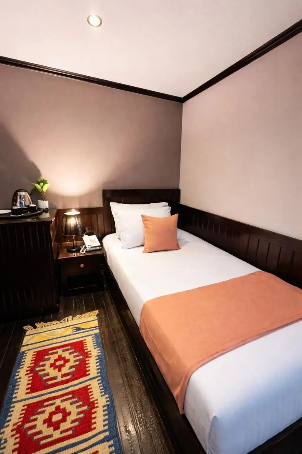 Economy Single Room in YOU Nile View Hotel Economy Single Room in YOU Nile View Hotel