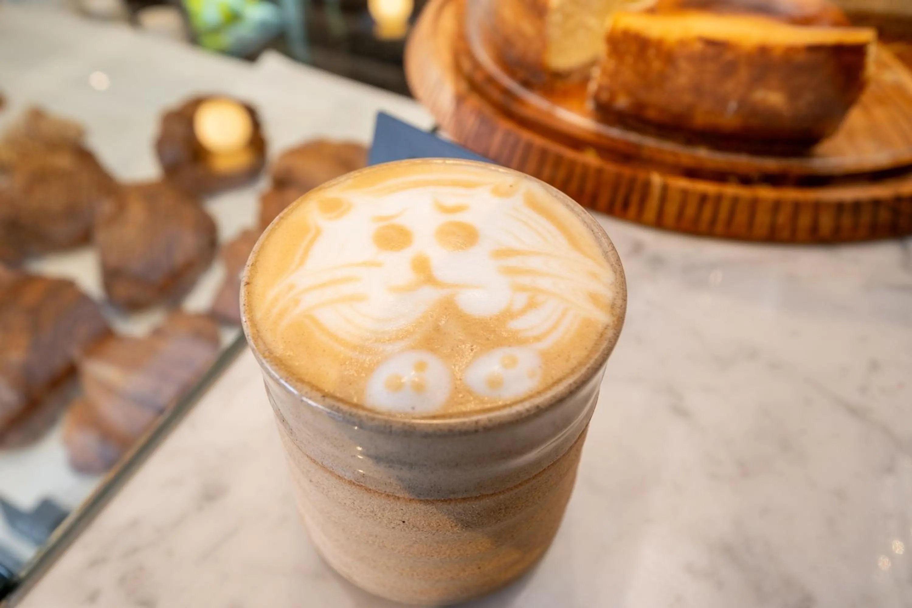Coffee/tea facilities in The Tropicana Hotel