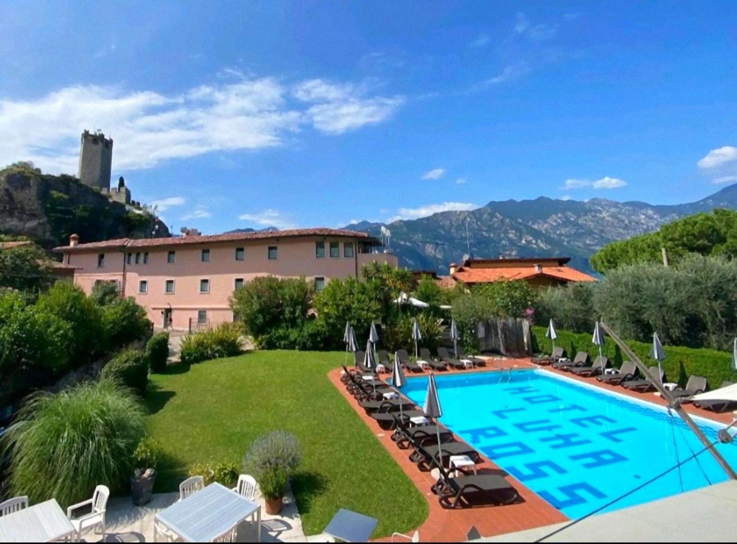 Property building in Hotel Luna Rossa