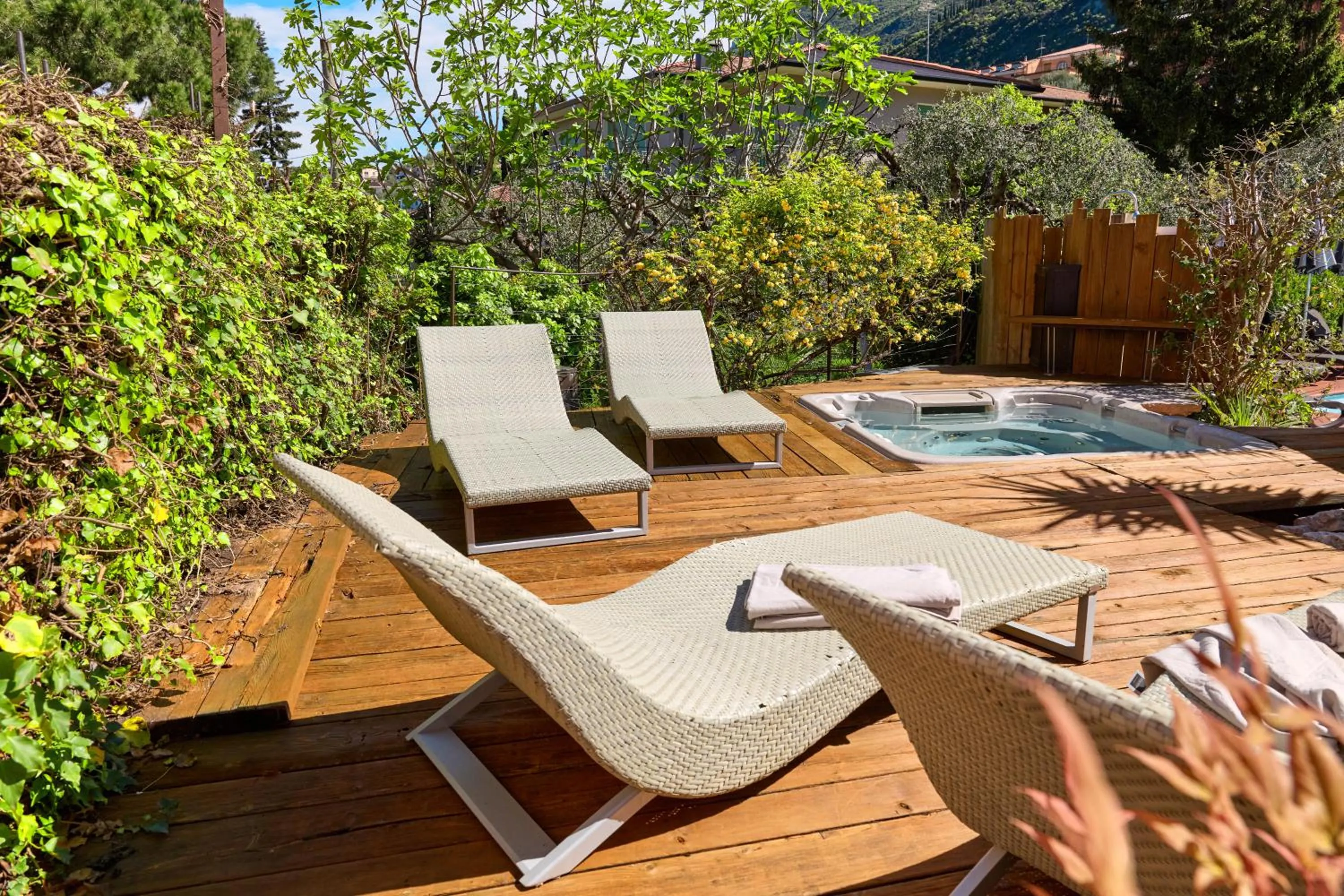 Hot Tub in Hotel Luna Rossa