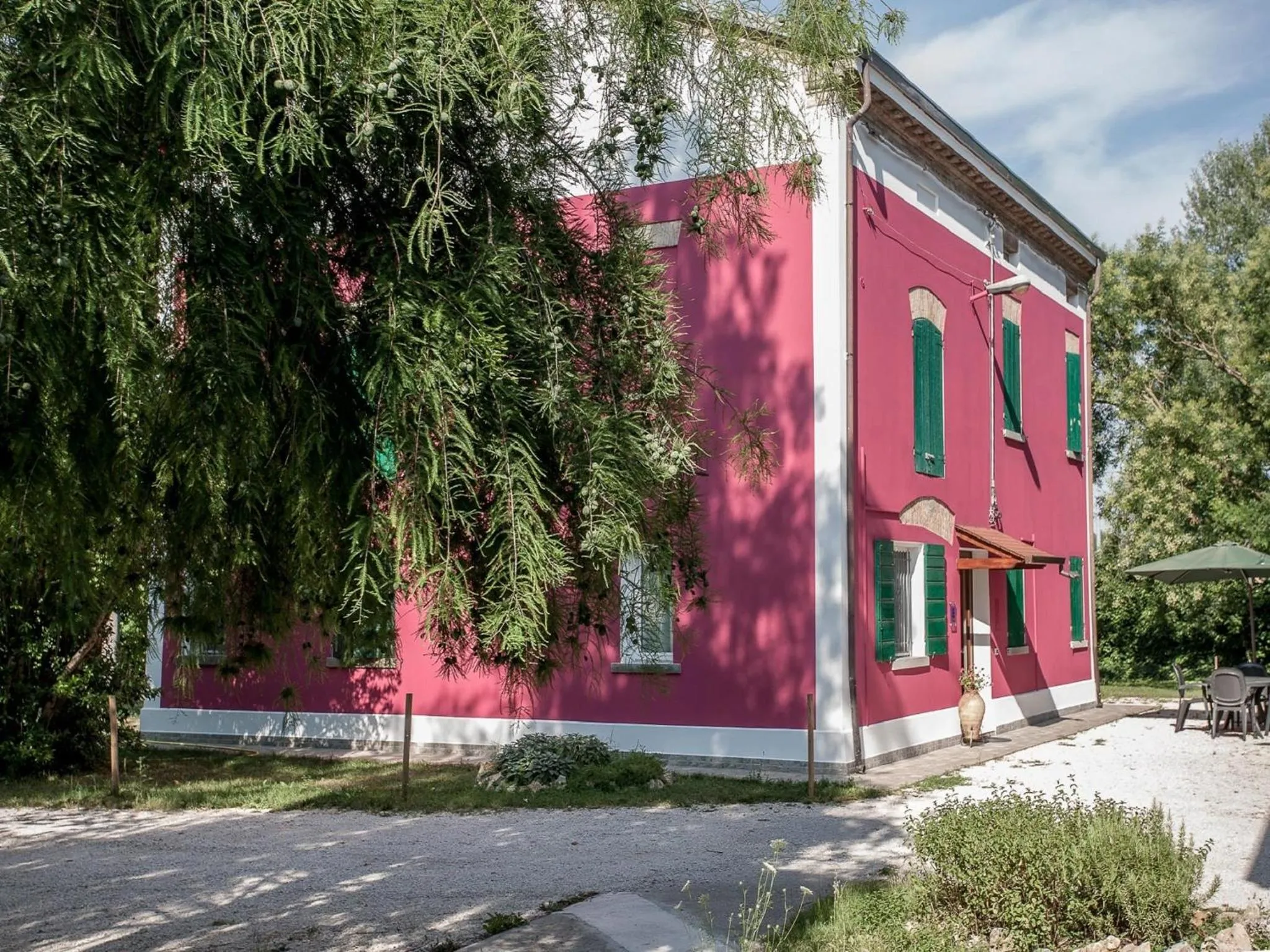 Garden view in Villa Camurana