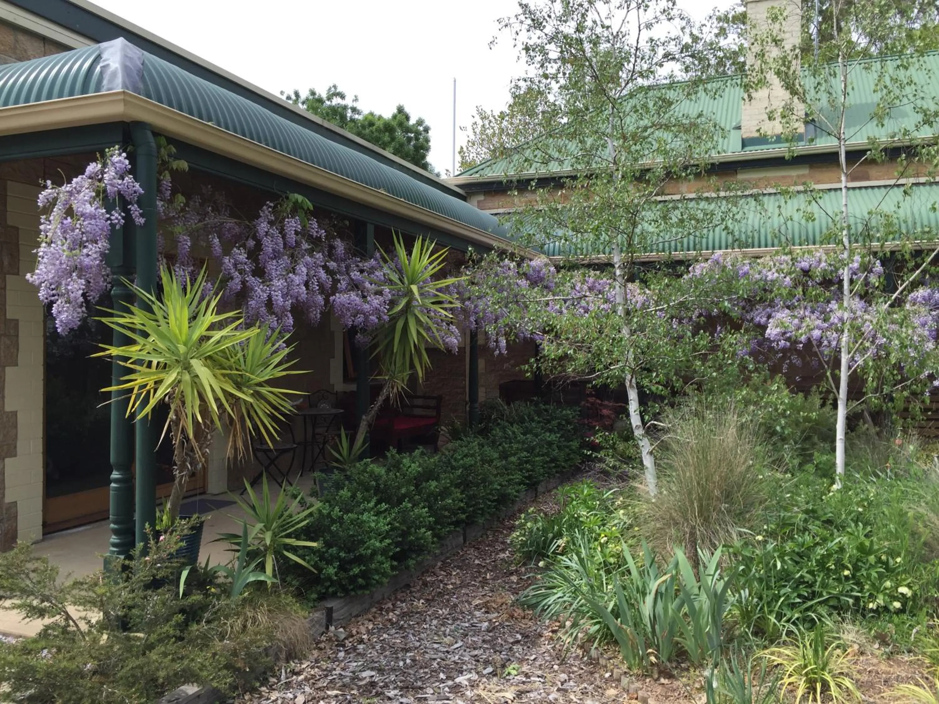 Facade/entrance in Clarevale Cottage B&B