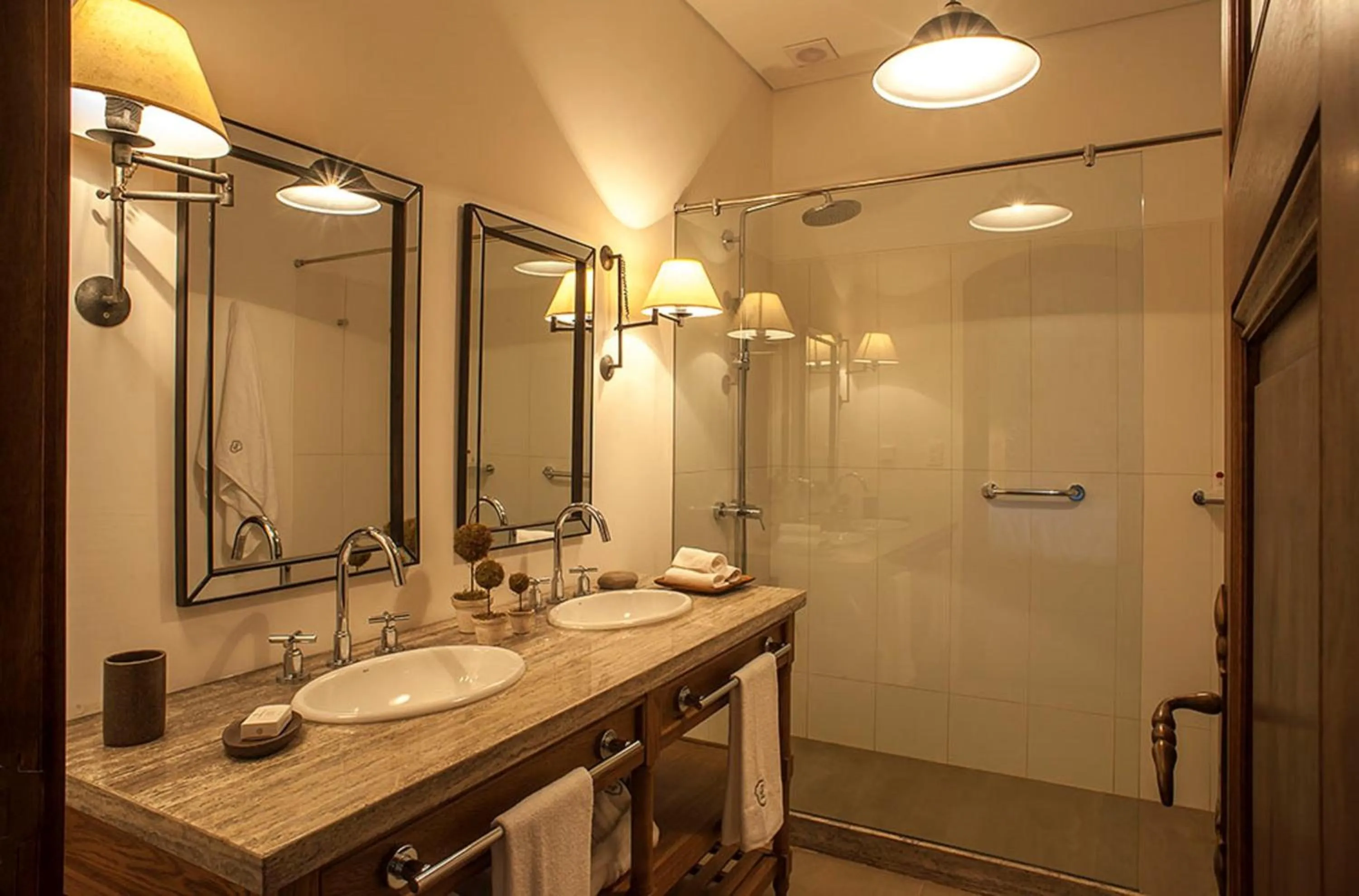 Shower in La Baguala