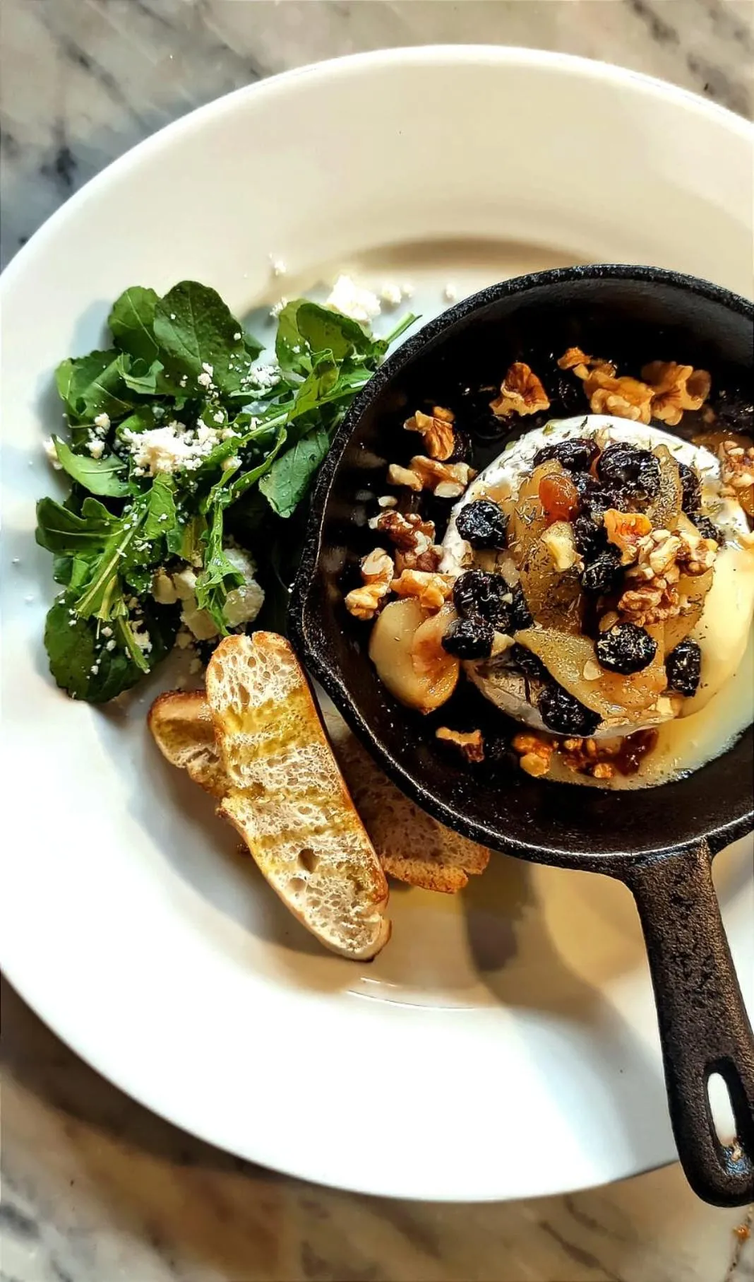 Restaurant/places to eat in La Baguala