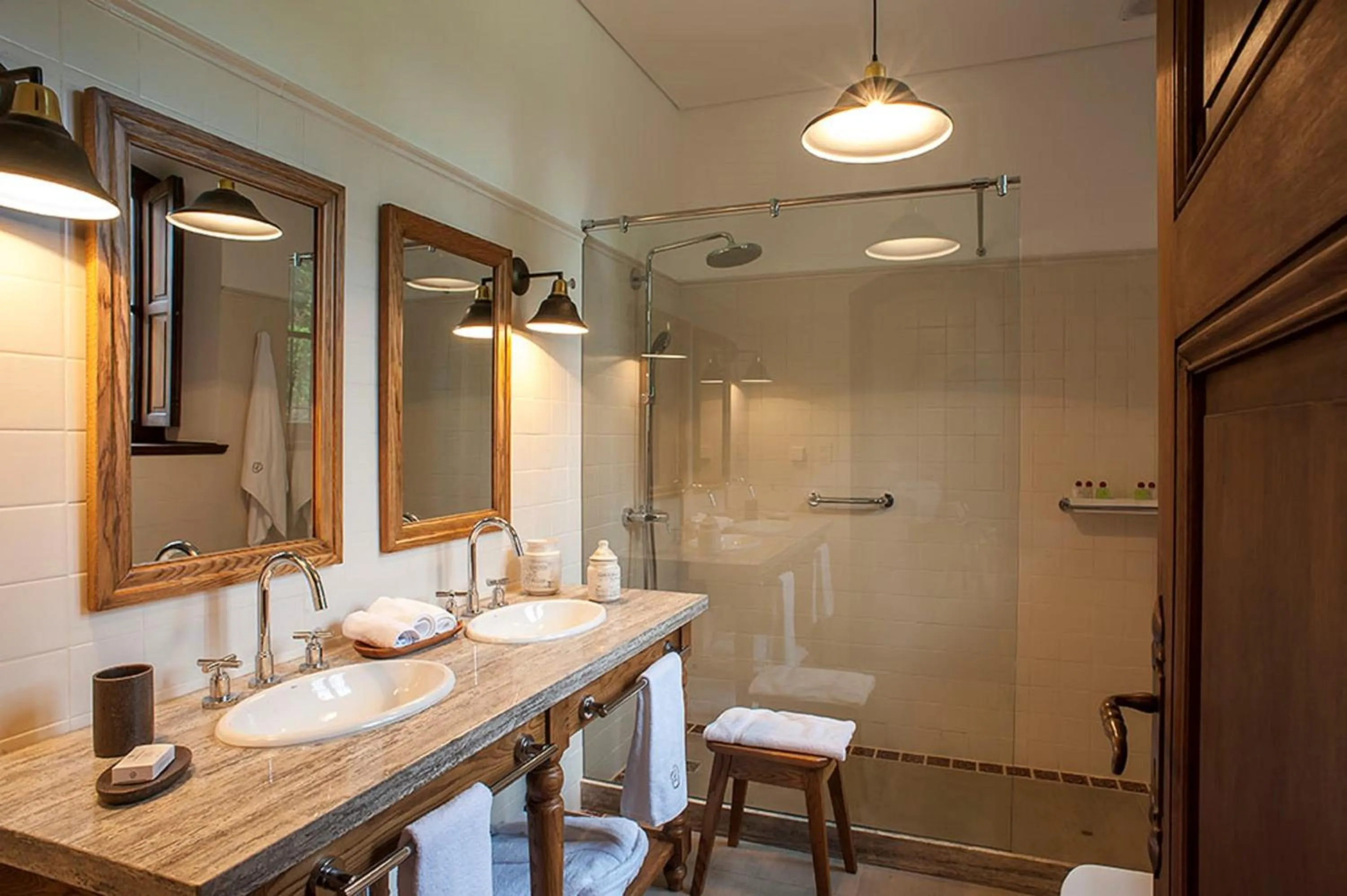 Shower in La Baguala