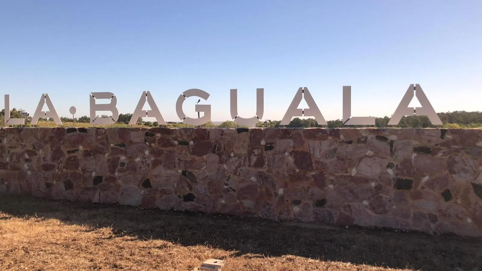 Logo/Certificate/Sign in La Baguala