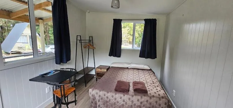 Bed in Westport Kiwi Holiday Park & Motels