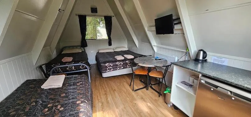 Bed in Westport Kiwi Holiday Park & Motels