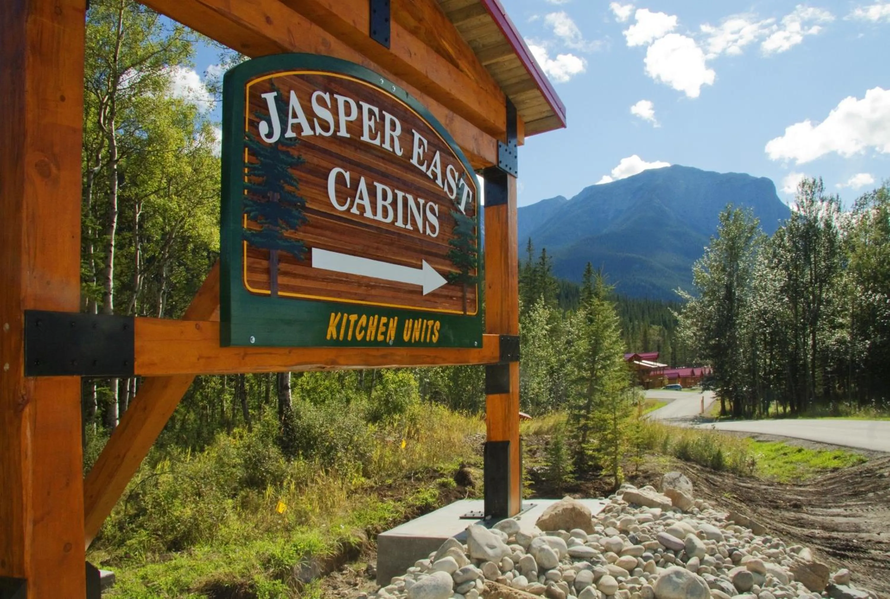 Facade/entrance in Jasper East Cabins