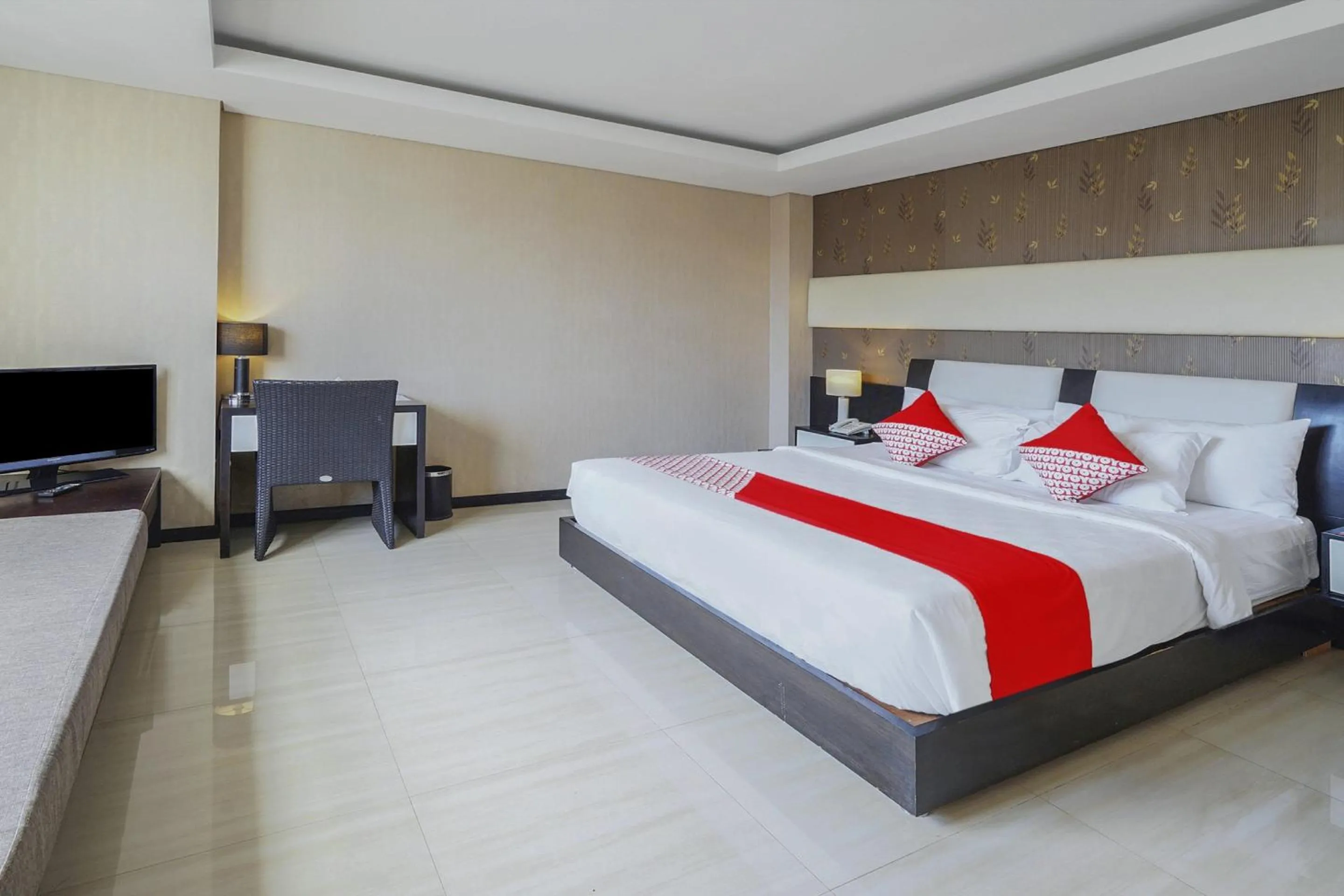 Bedroom, Bed in Collection O 499 Princess Keisha Hotel & Convention Center