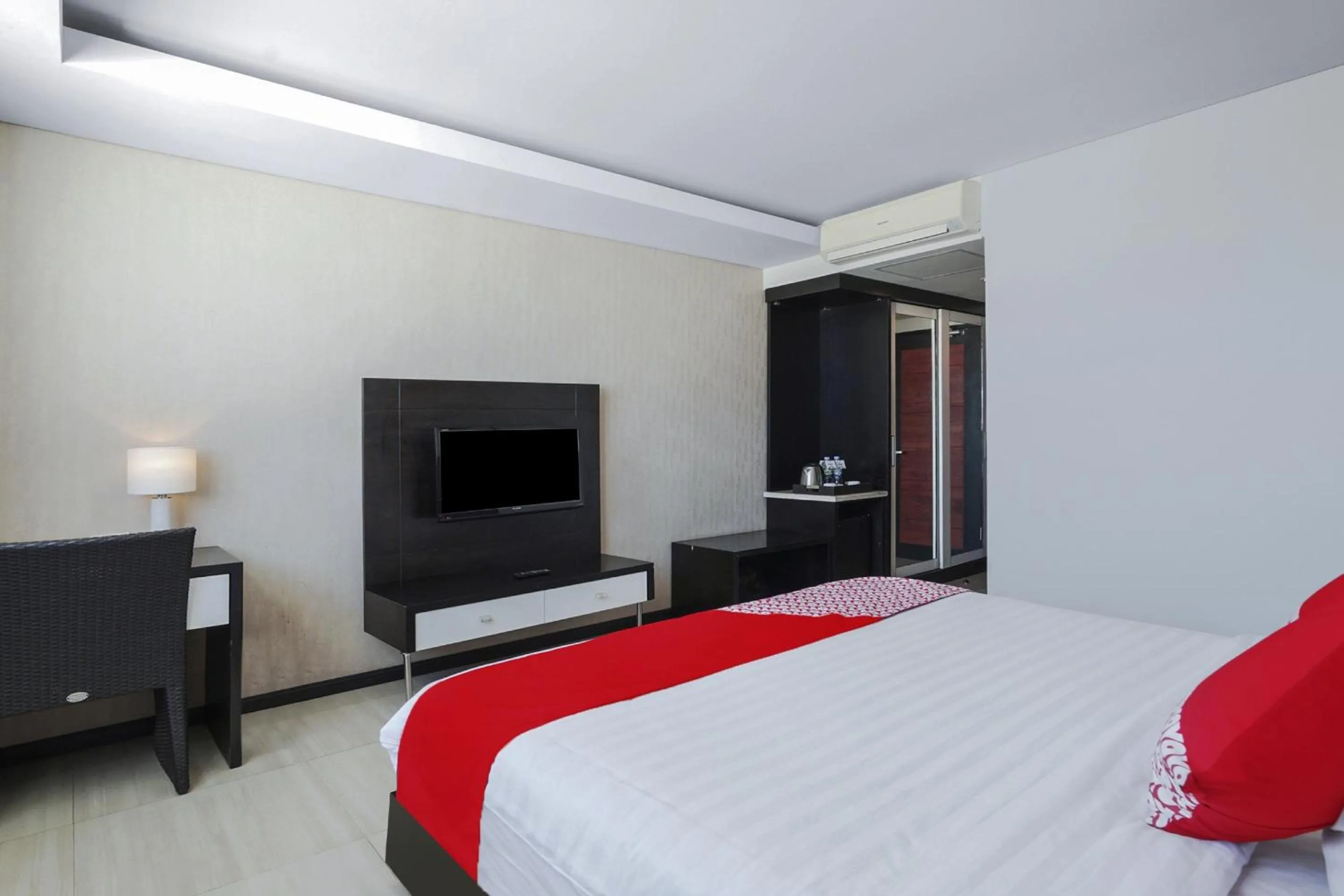 Bedroom, Bed in Collection O 499 Princess Keisha Hotel & Convention Center