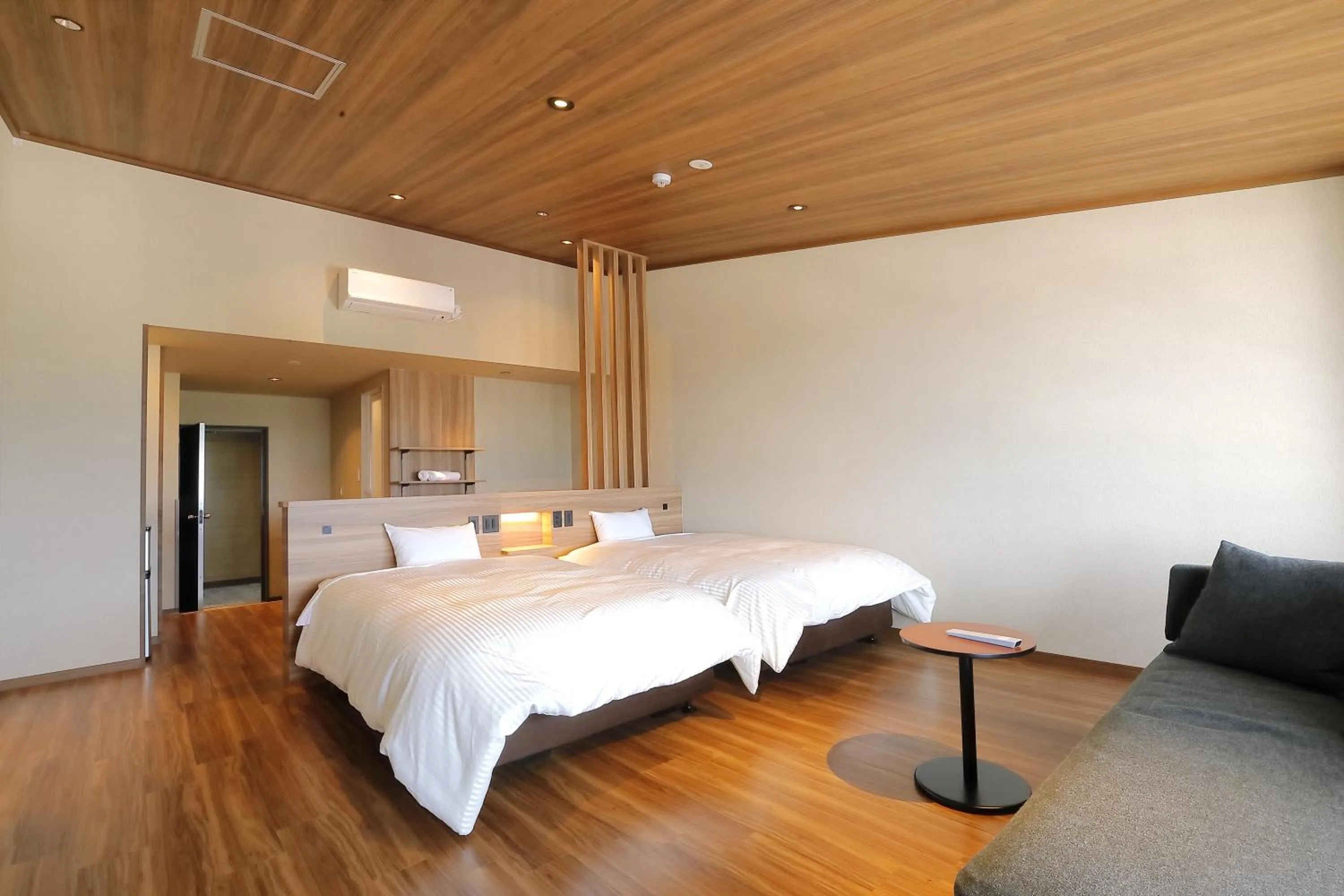 Bedroom, Bed in Azumakan