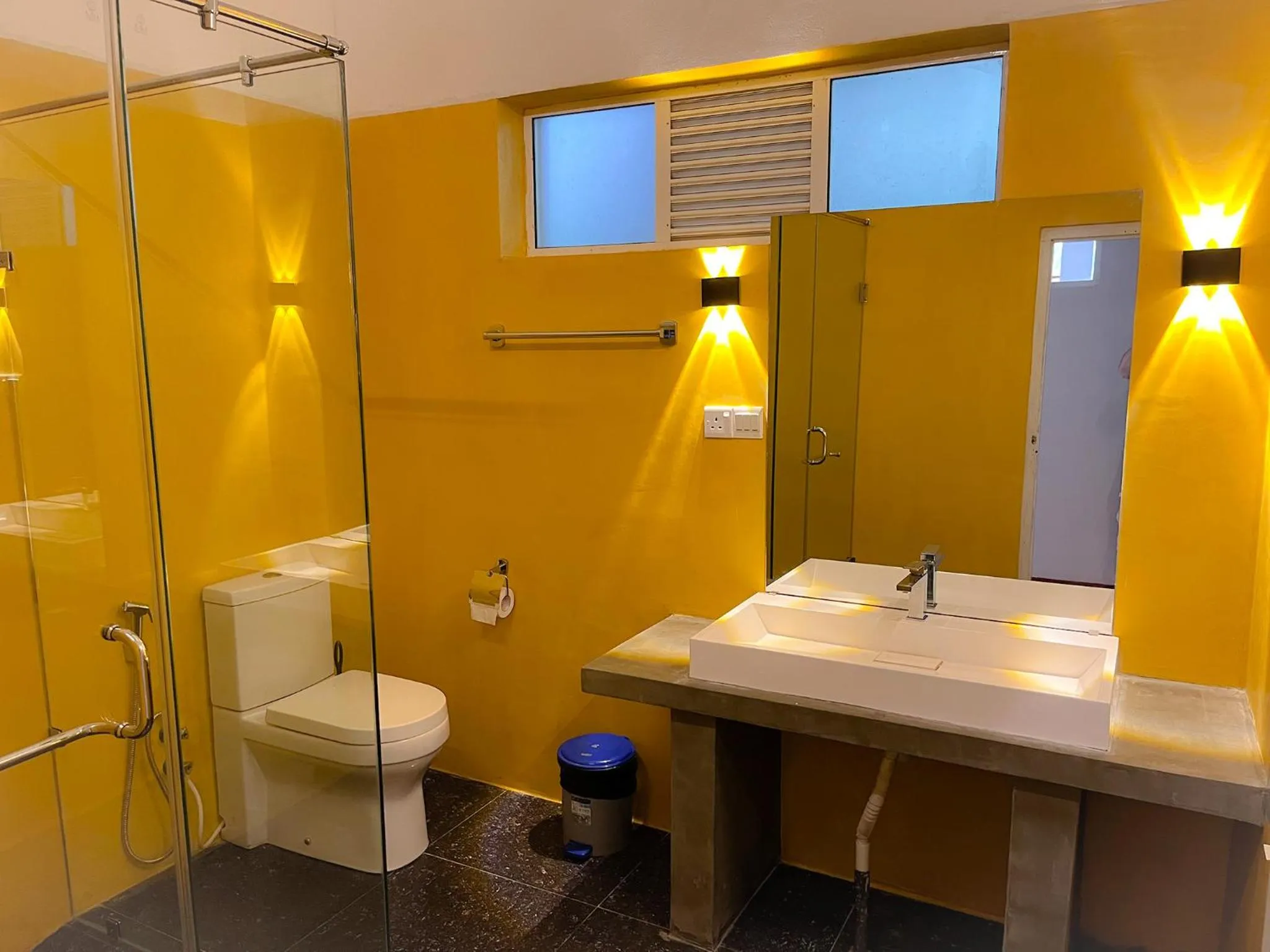 Bathroom in Pearl Island Beach Hotel