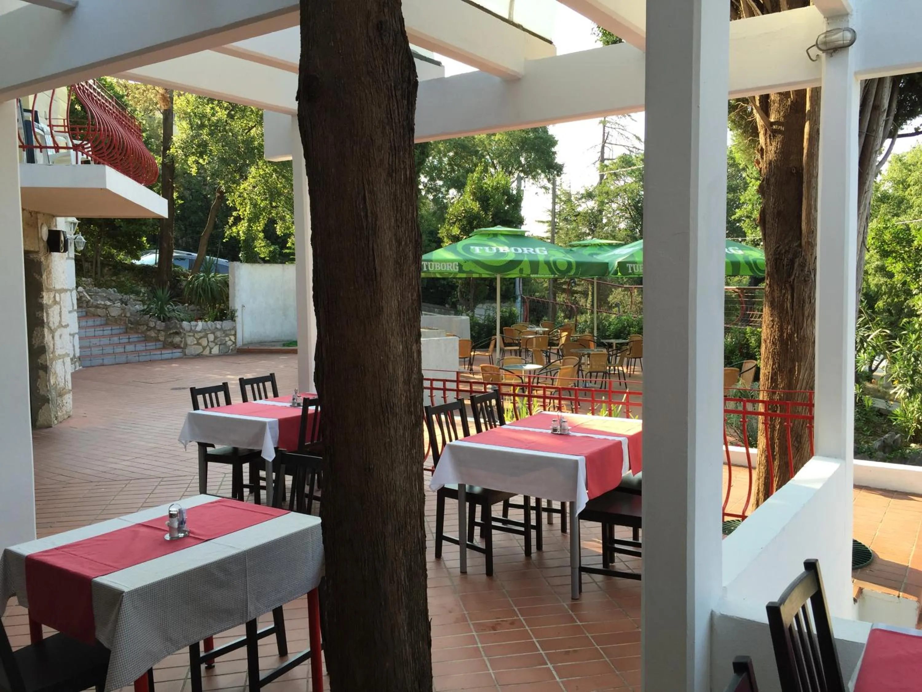 Restaurant/places to eat in Pansion Ruža