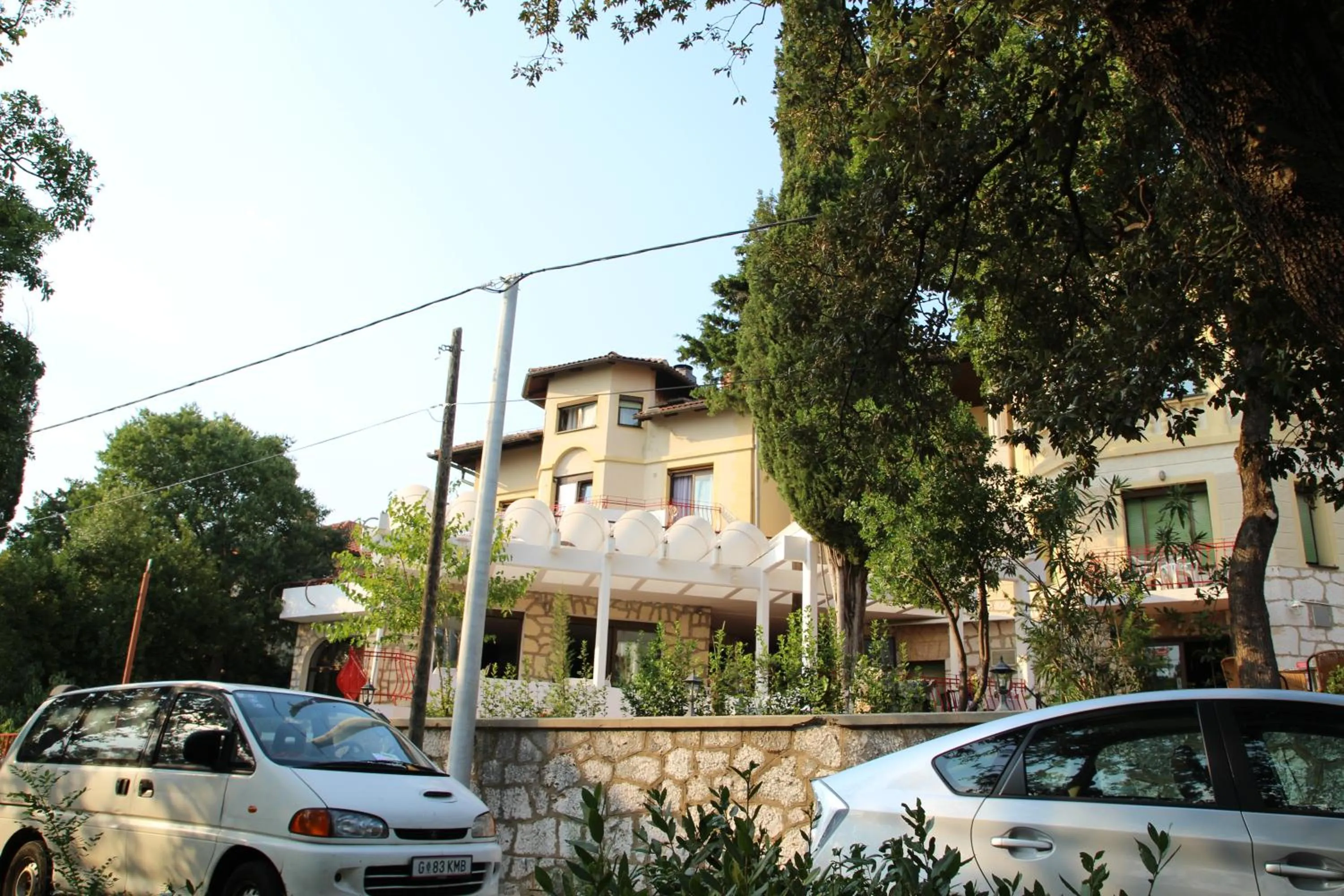 Property building in Pansion Ruža