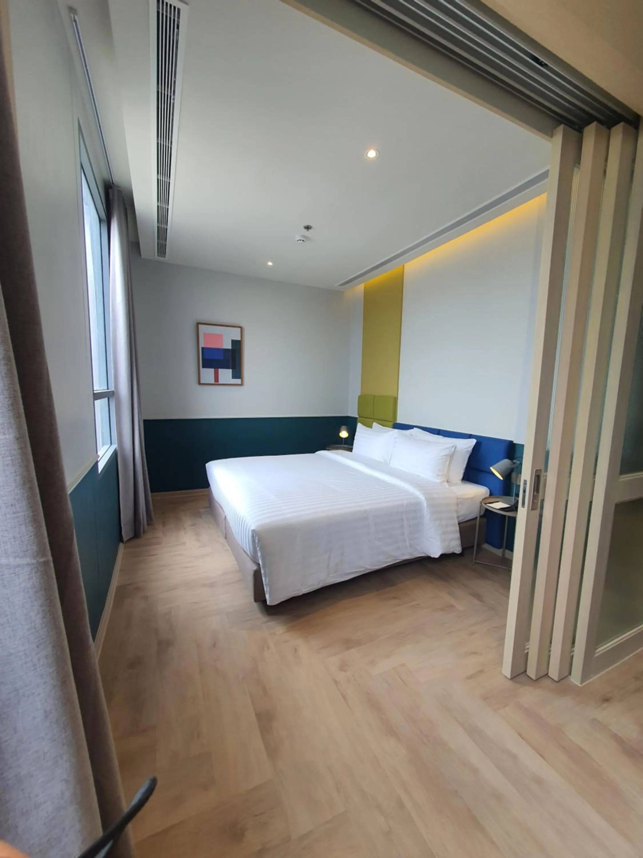 Bedroom, Bed in The Quarter Ramkhamhaeng by UHG