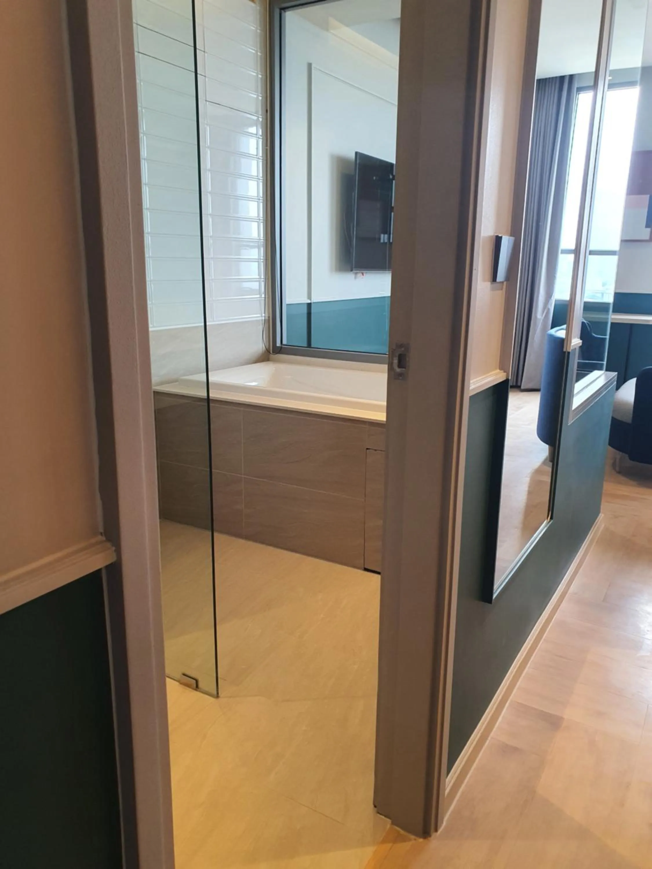 Bathroom in The Quarter Ramkhamhaeng by UHG