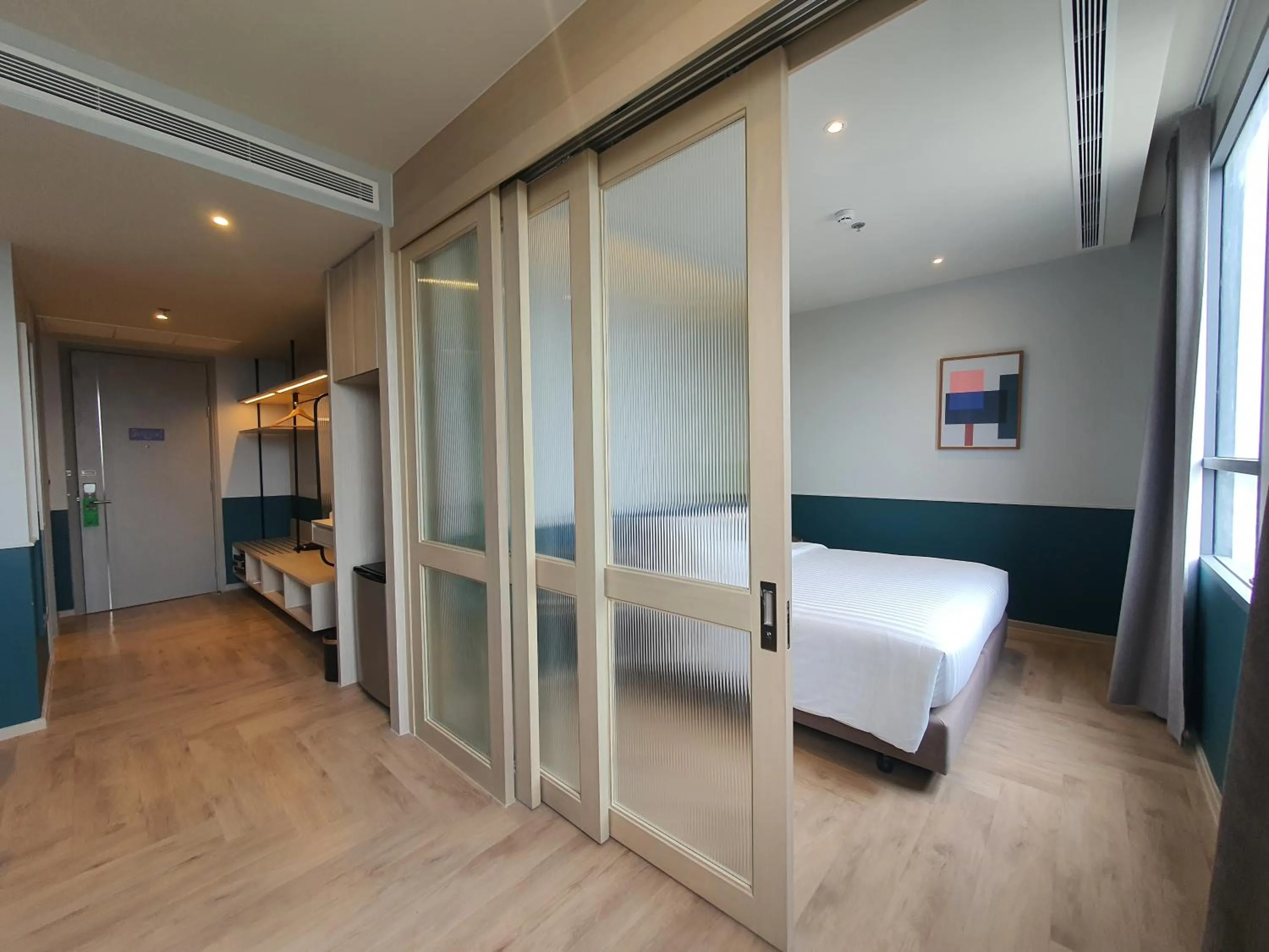 Bedroom, Bed in The Quarter Ramkhamhaeng by UHG