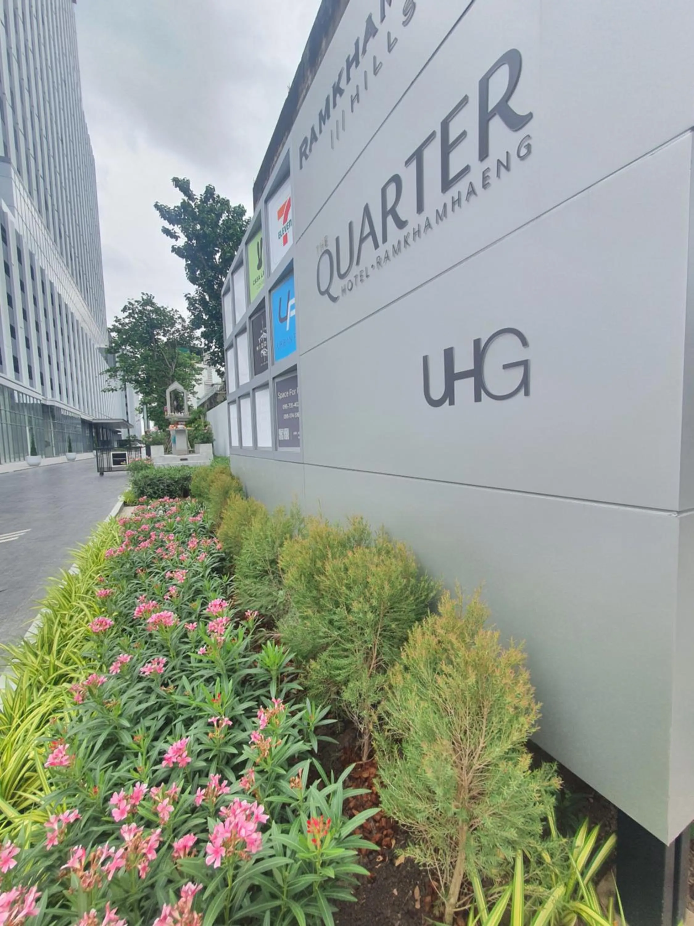 Property building in The Quarter Ramkhamhaeng by UHG