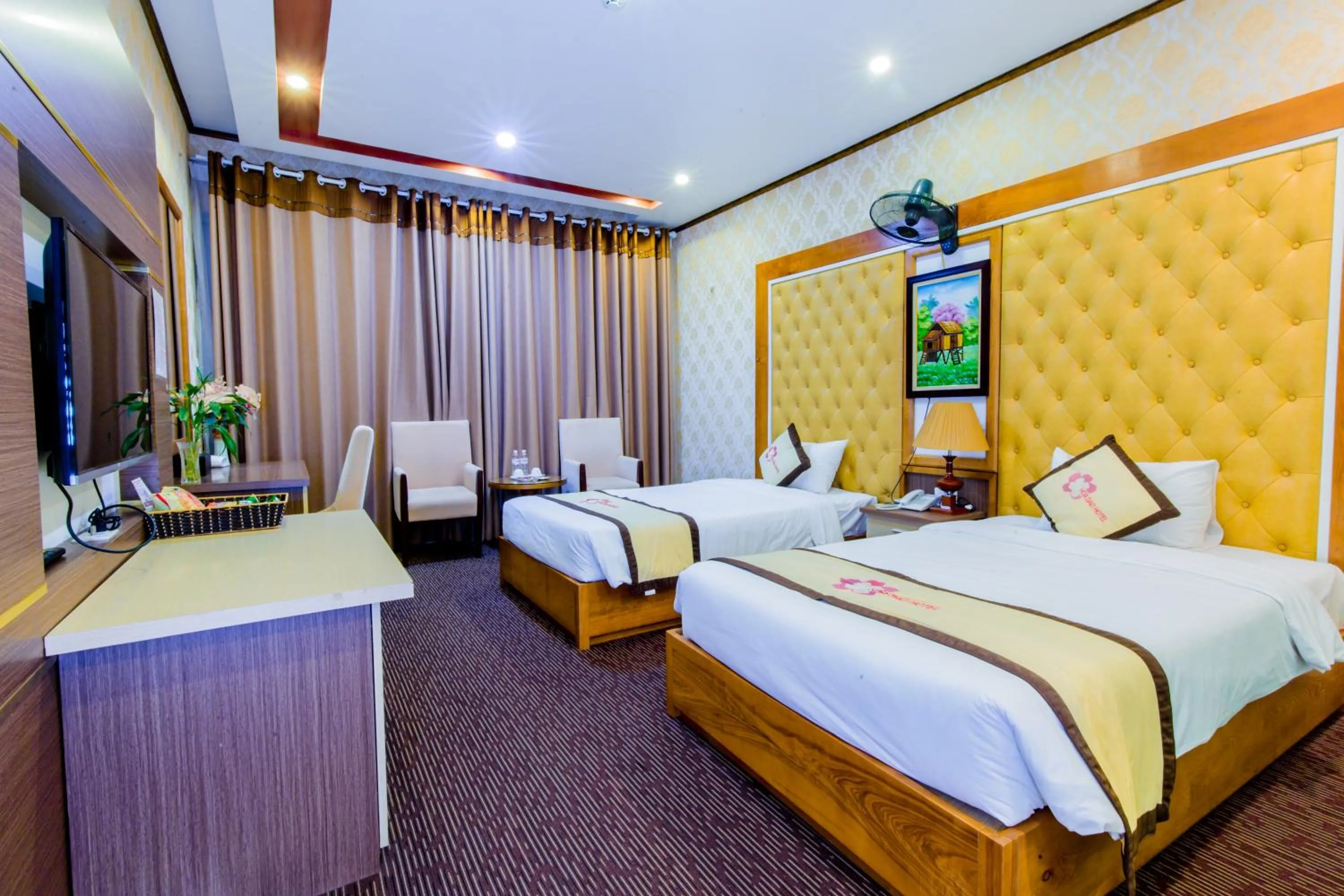Bed in Hoa Dao Hotel