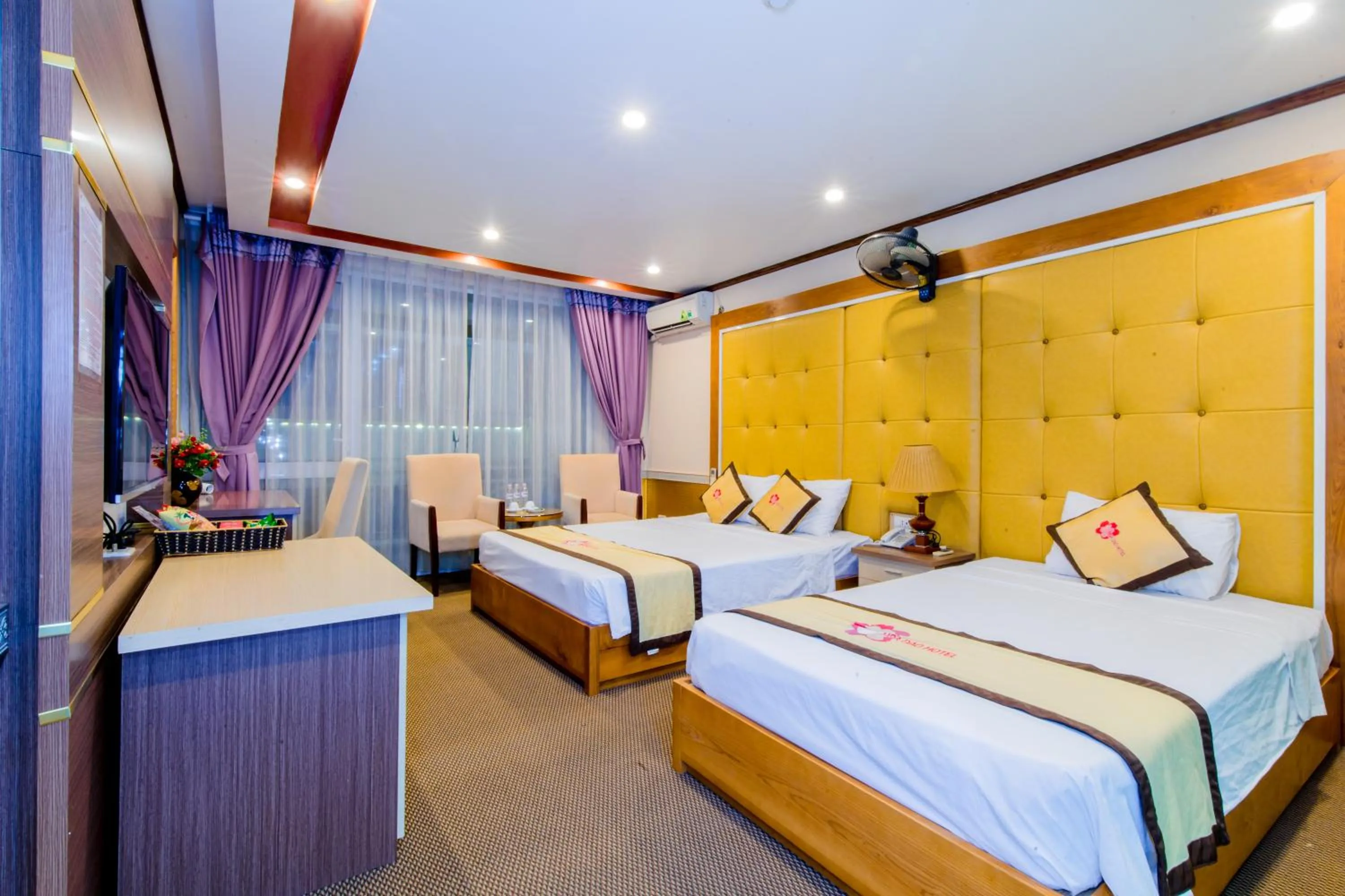 Bed in Hoa Dao Hotel