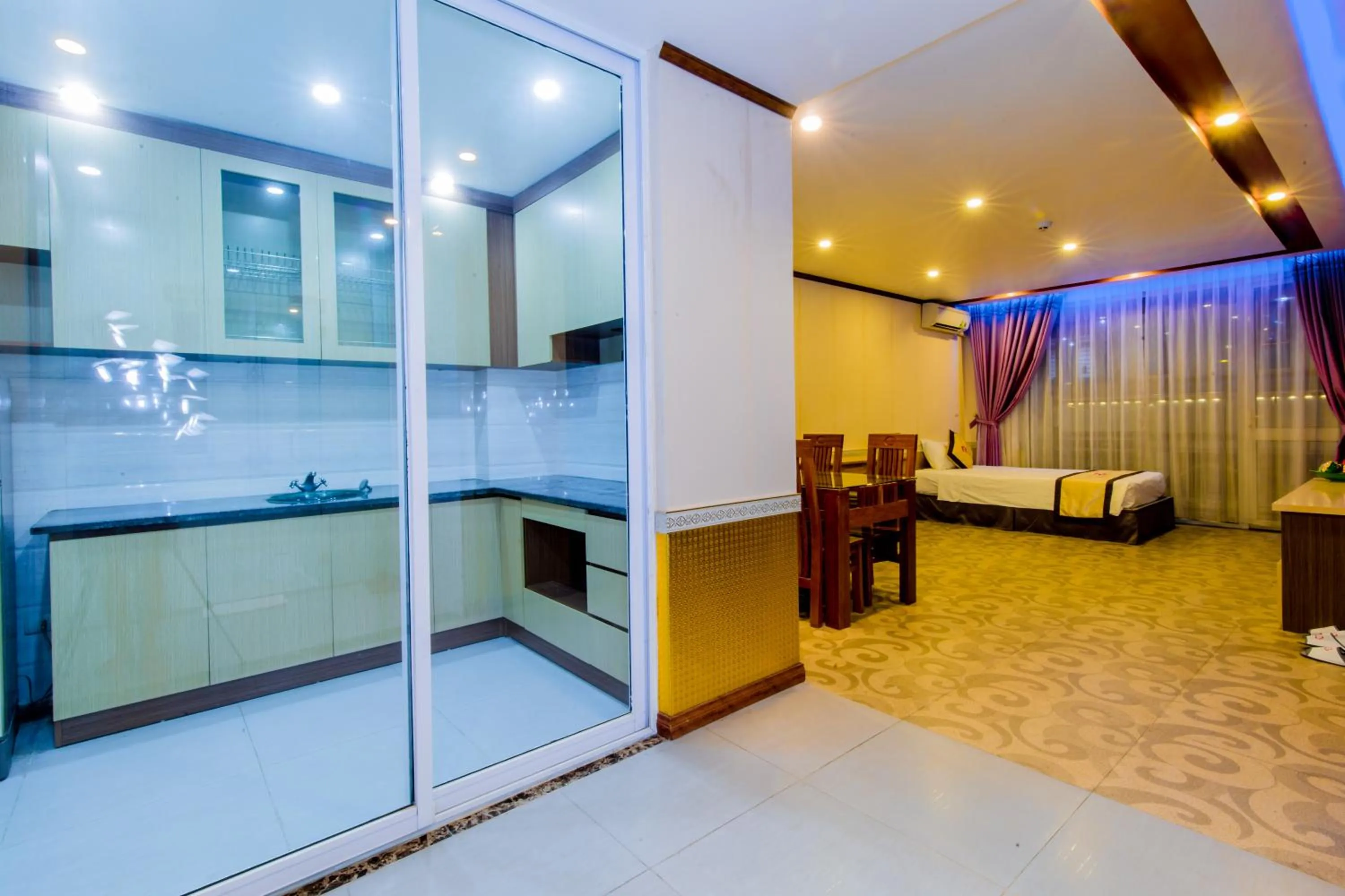 Bed in Hoa Dao Hotel