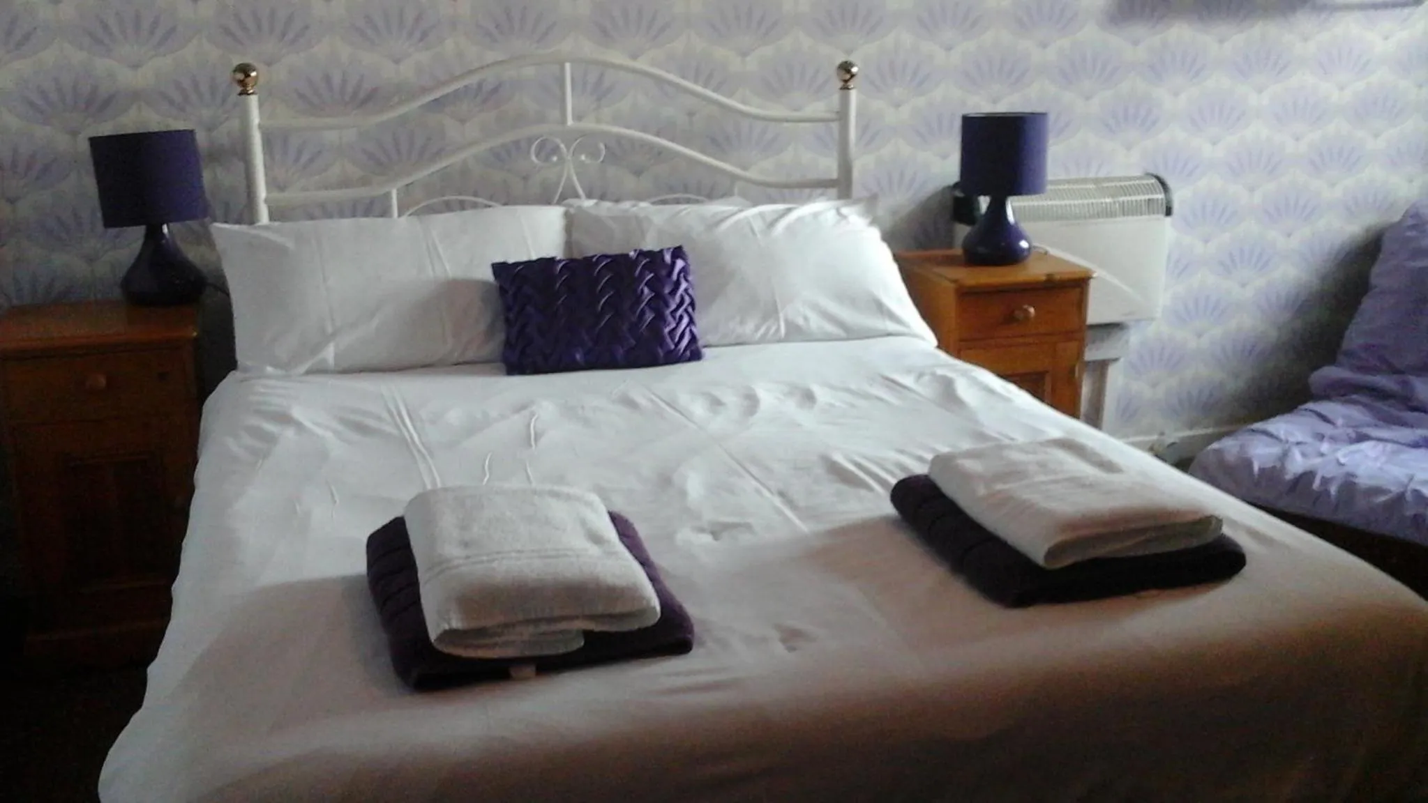 Bedroom, Bed in Shananagens Guesthouse