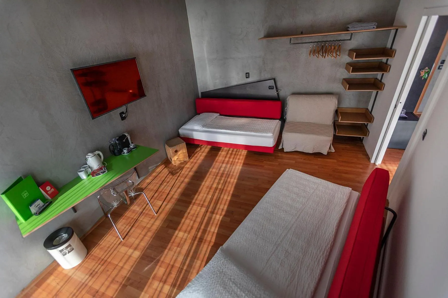 Photo of the whole room, Bed in Ambienthotel PrimaLuna 3S