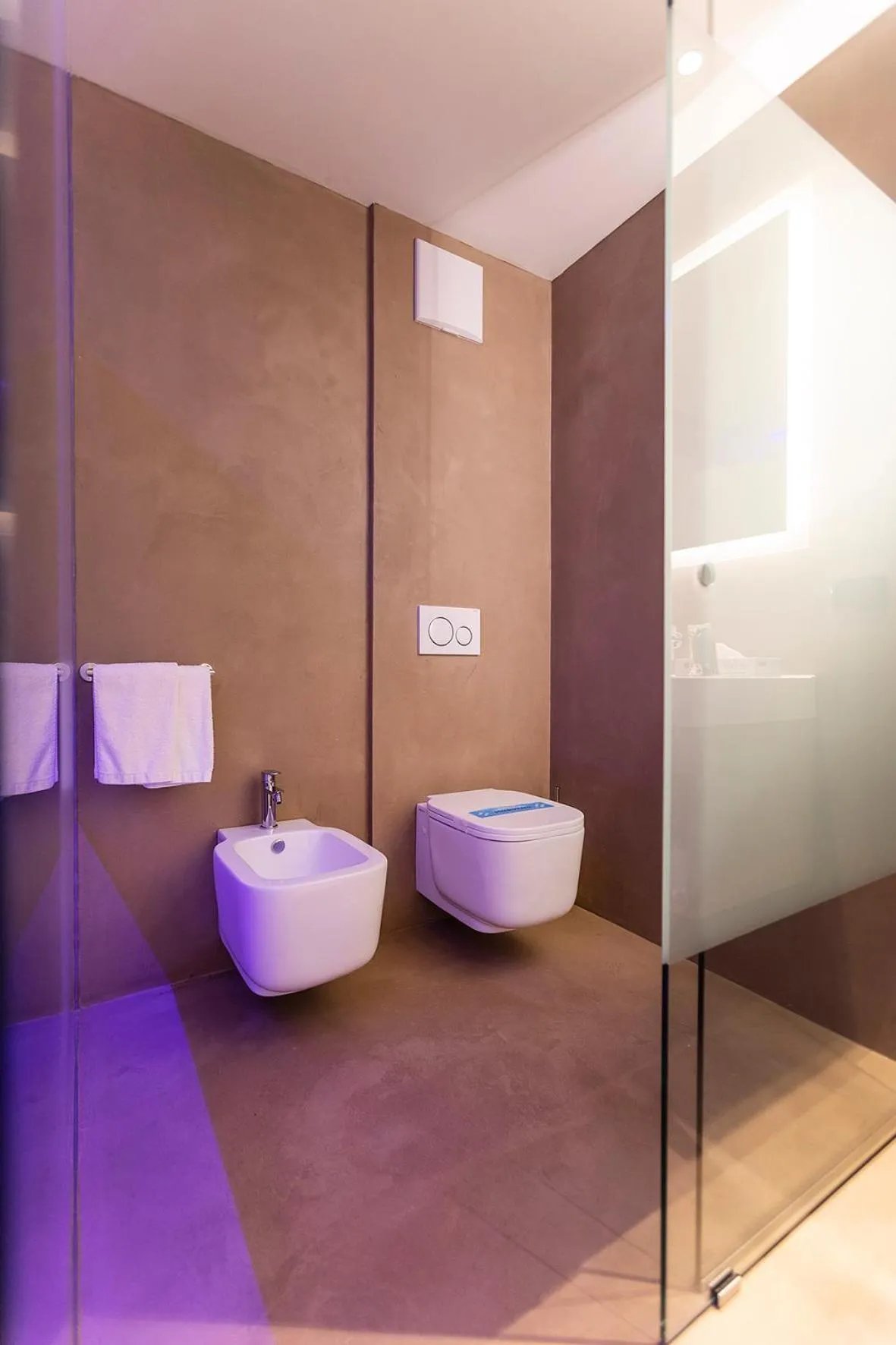 Bathroom in Ambienthotel PrimaLuna 3S