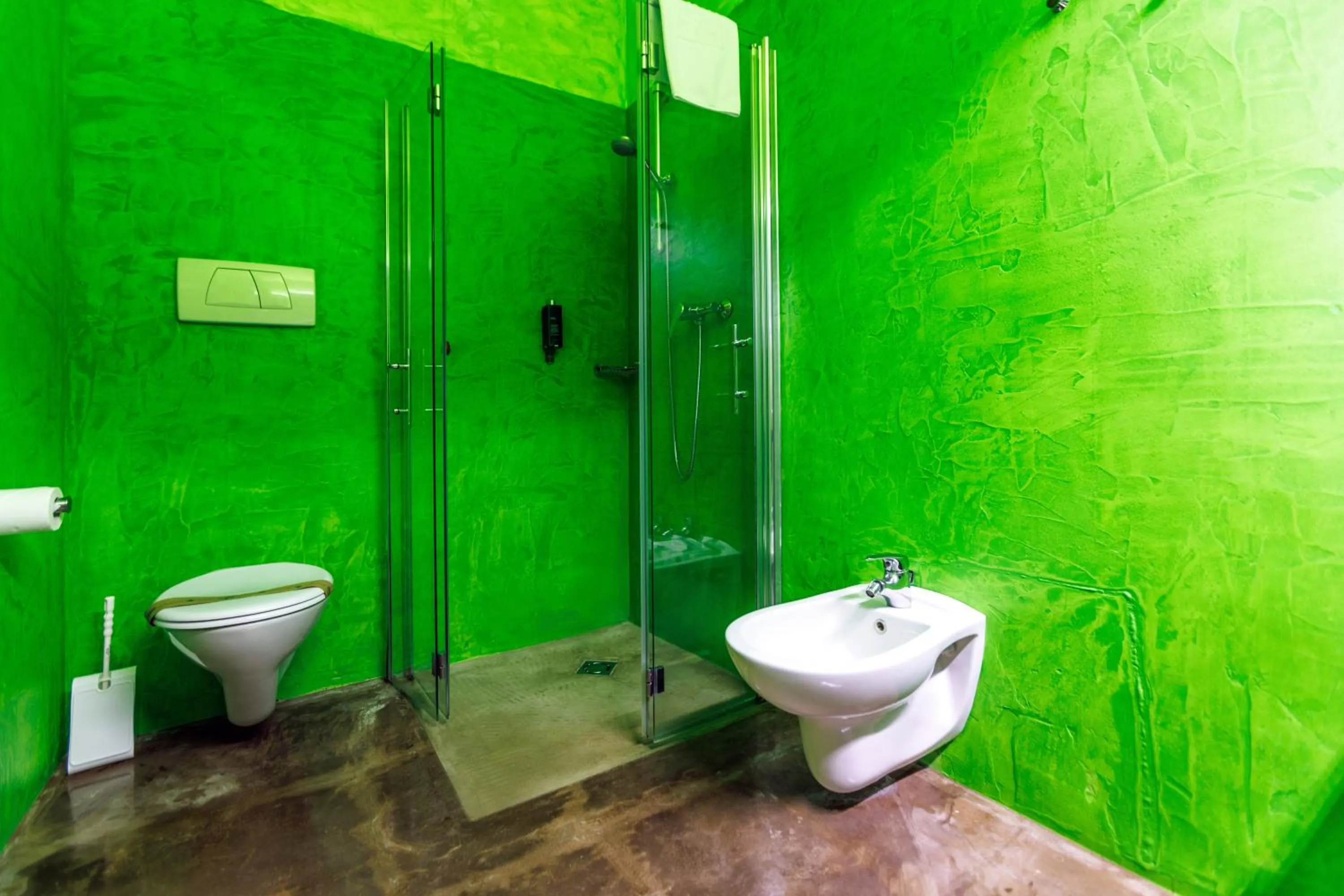 Shower in Ambienthotel PrimaLuna 3S