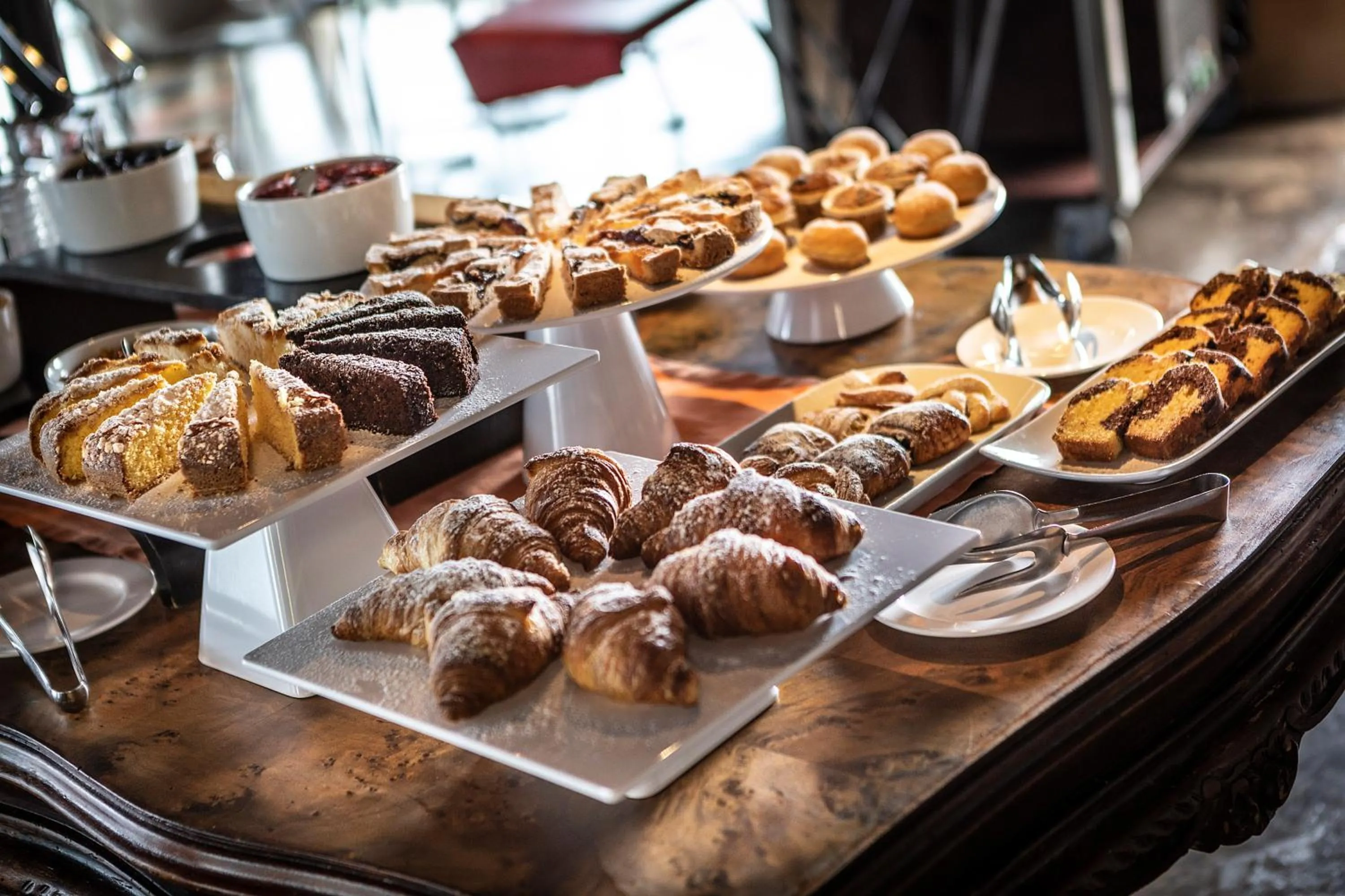 Breakfast in Ambienthotel PrimaLuna 3S