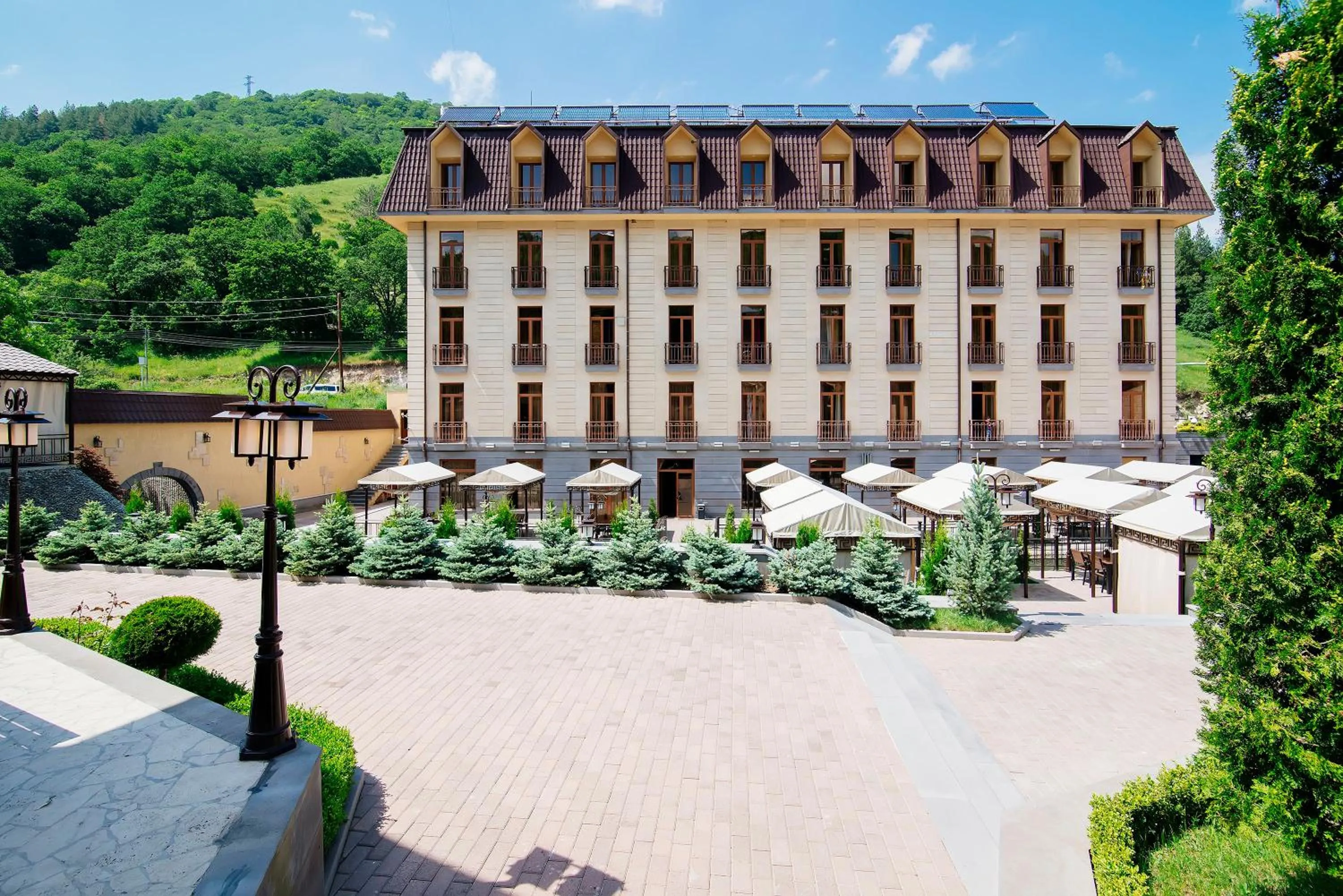 Property building in Elegant Hotel & Resort